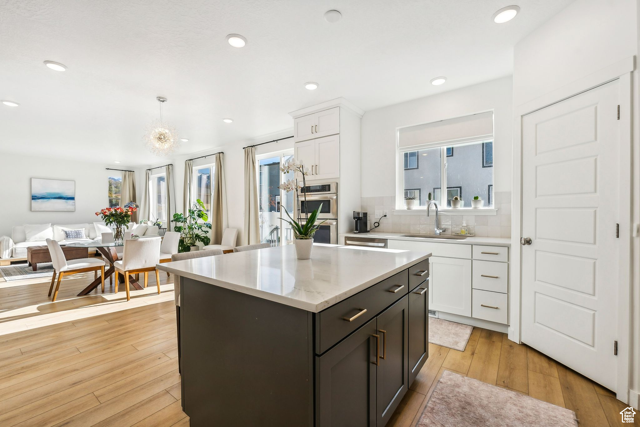 252 E Hammermill Ln, Sandy, Utah image 14