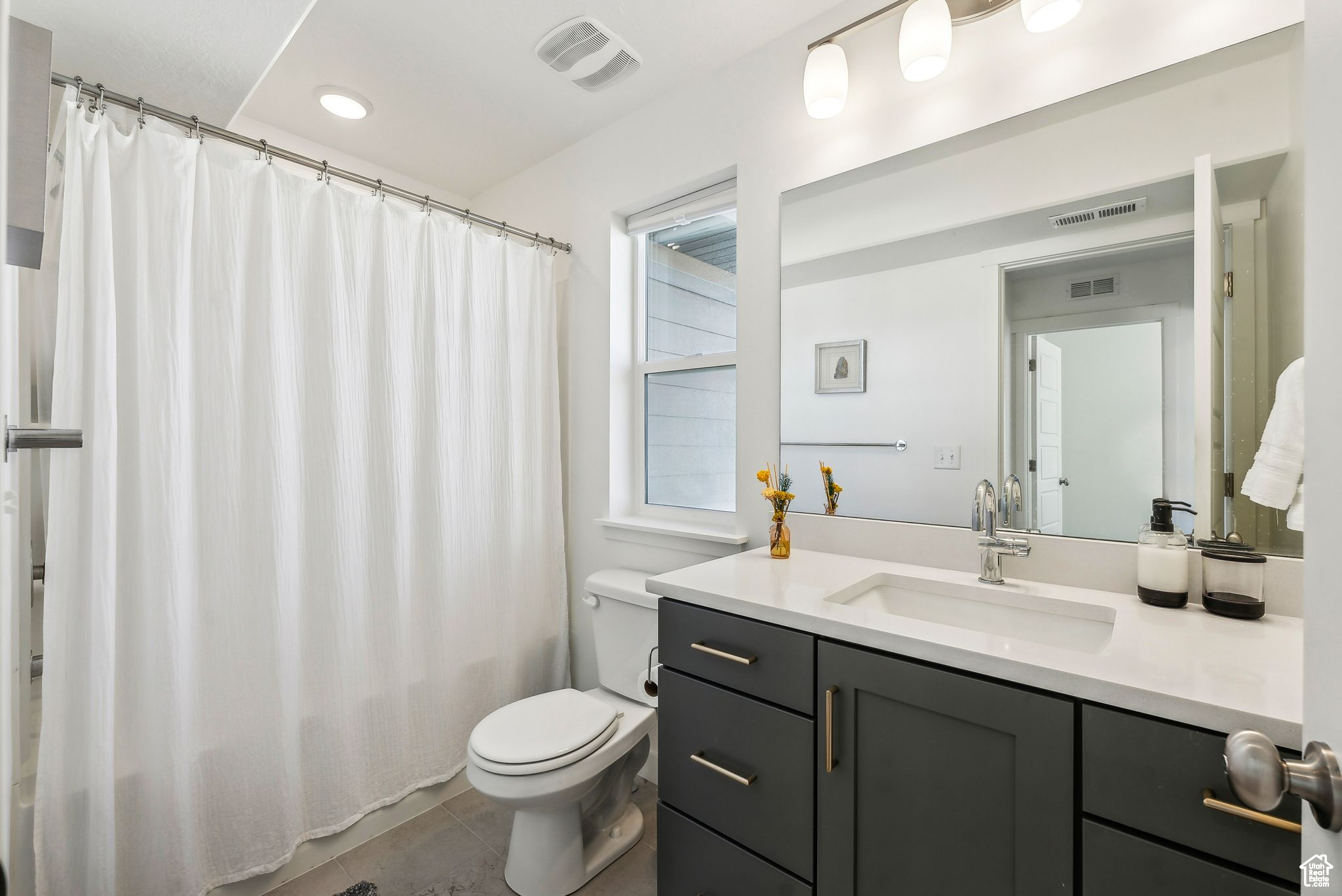 252 E Hammermill Ln, Sandy, Utah image 25