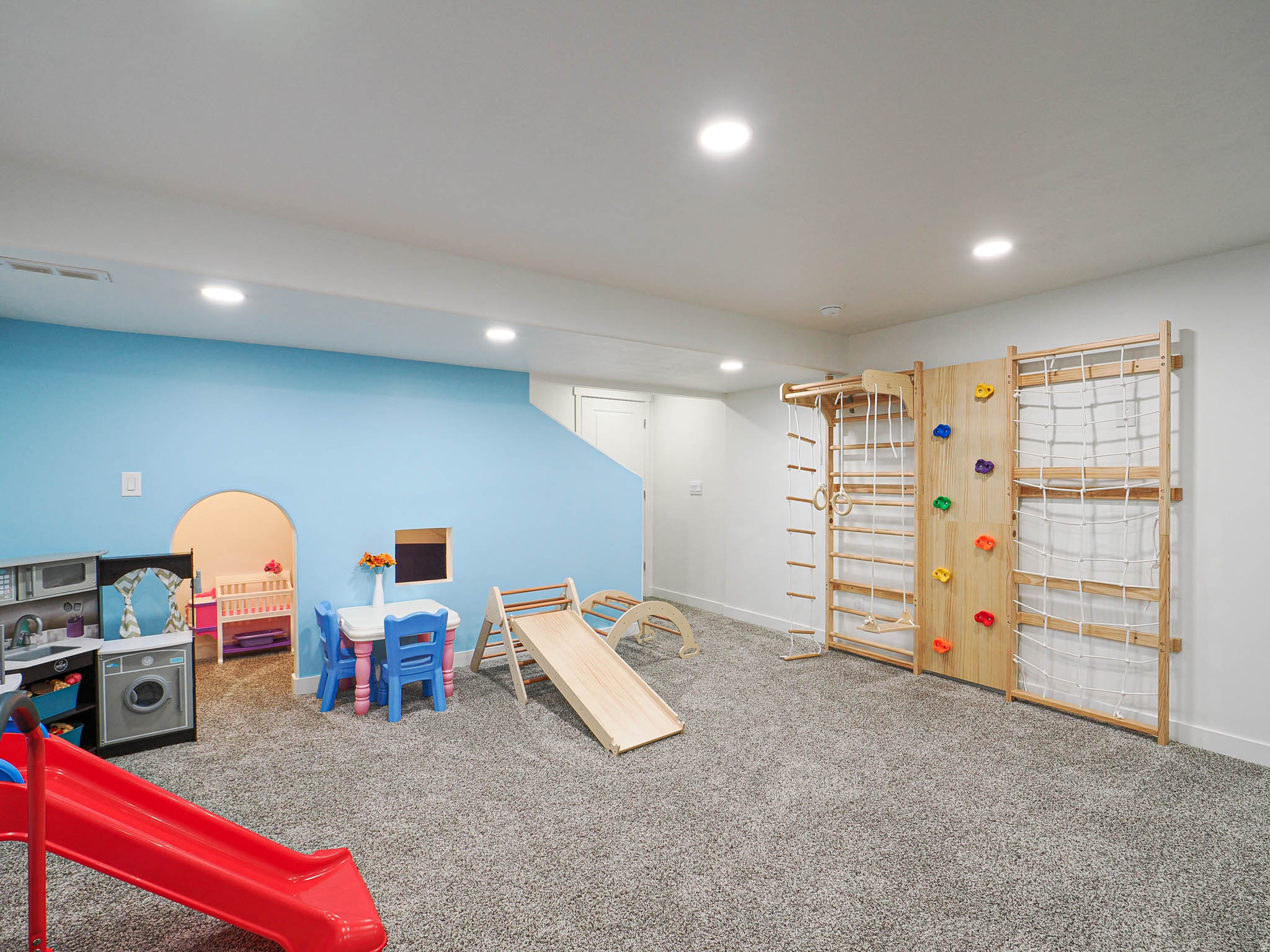 SPRING RANCH - Residential