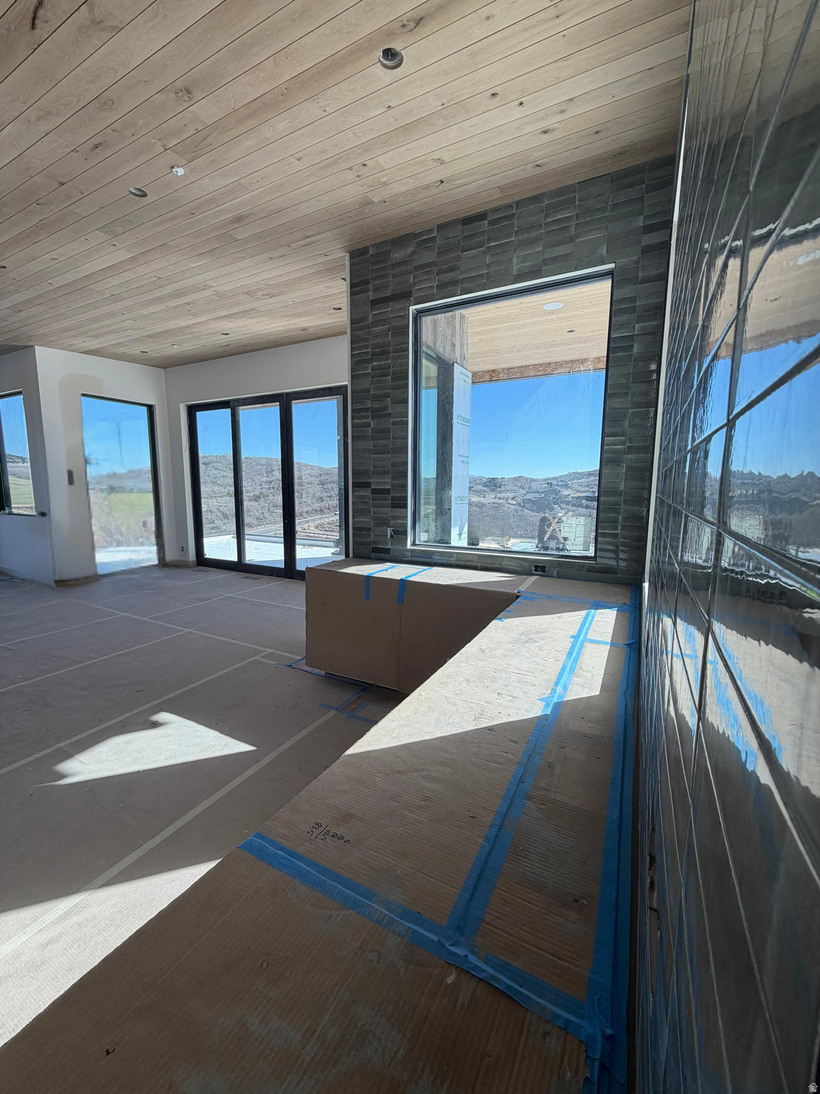 TUHAYE - Residential