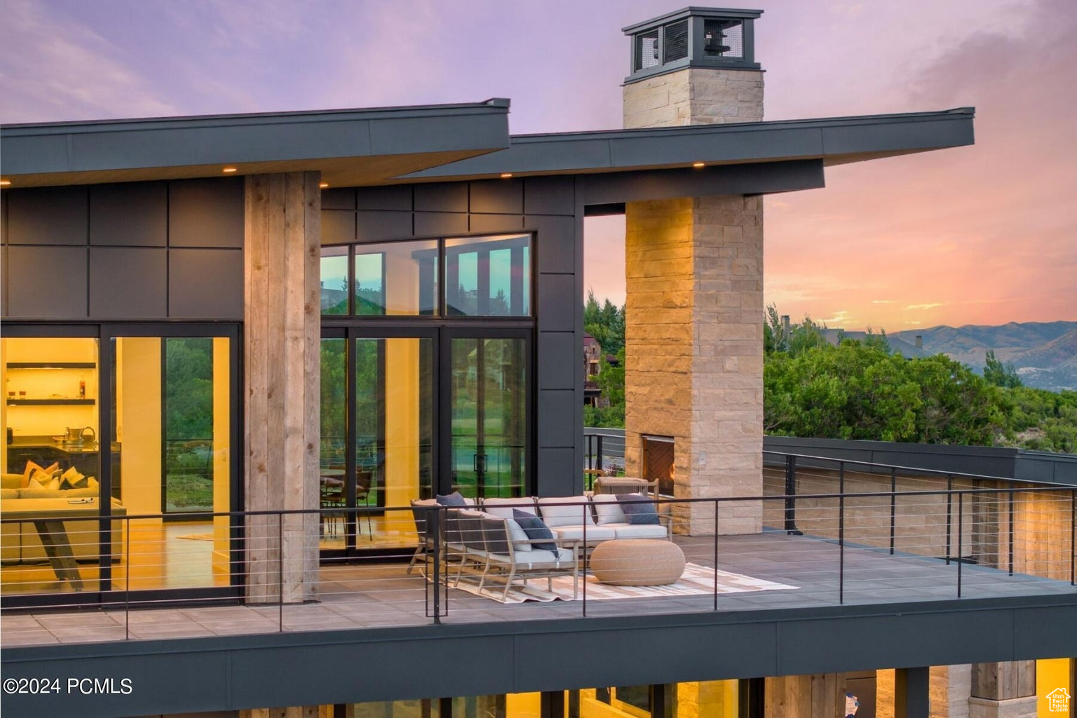 TUHAYE - Residential