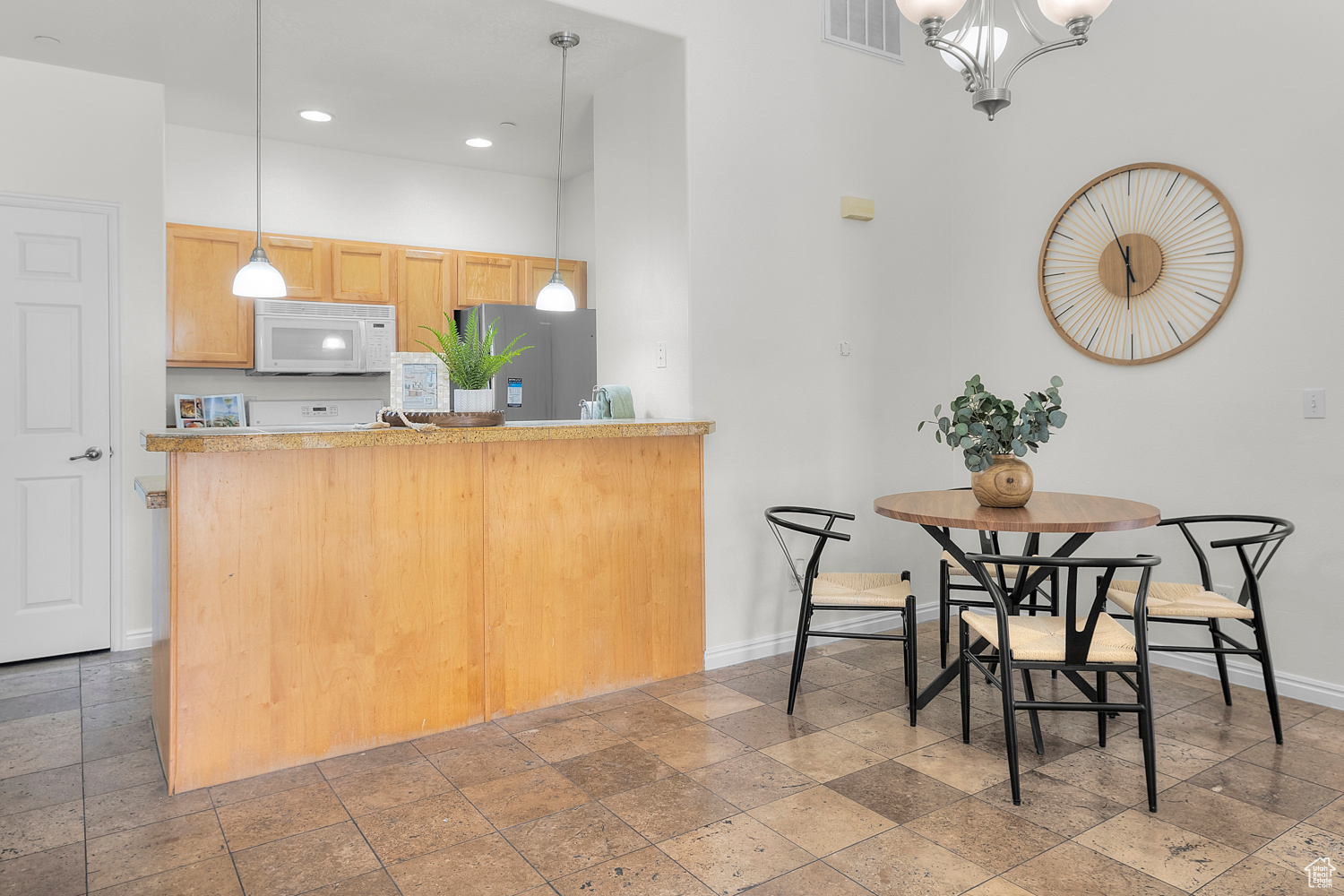 CANYON MEADOW - Residential