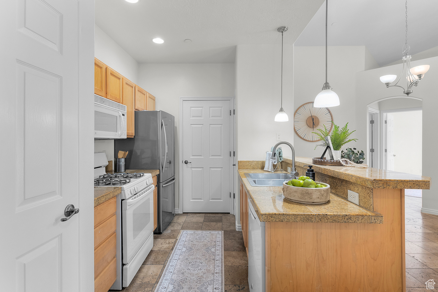 CANYON MEADOW - Residential