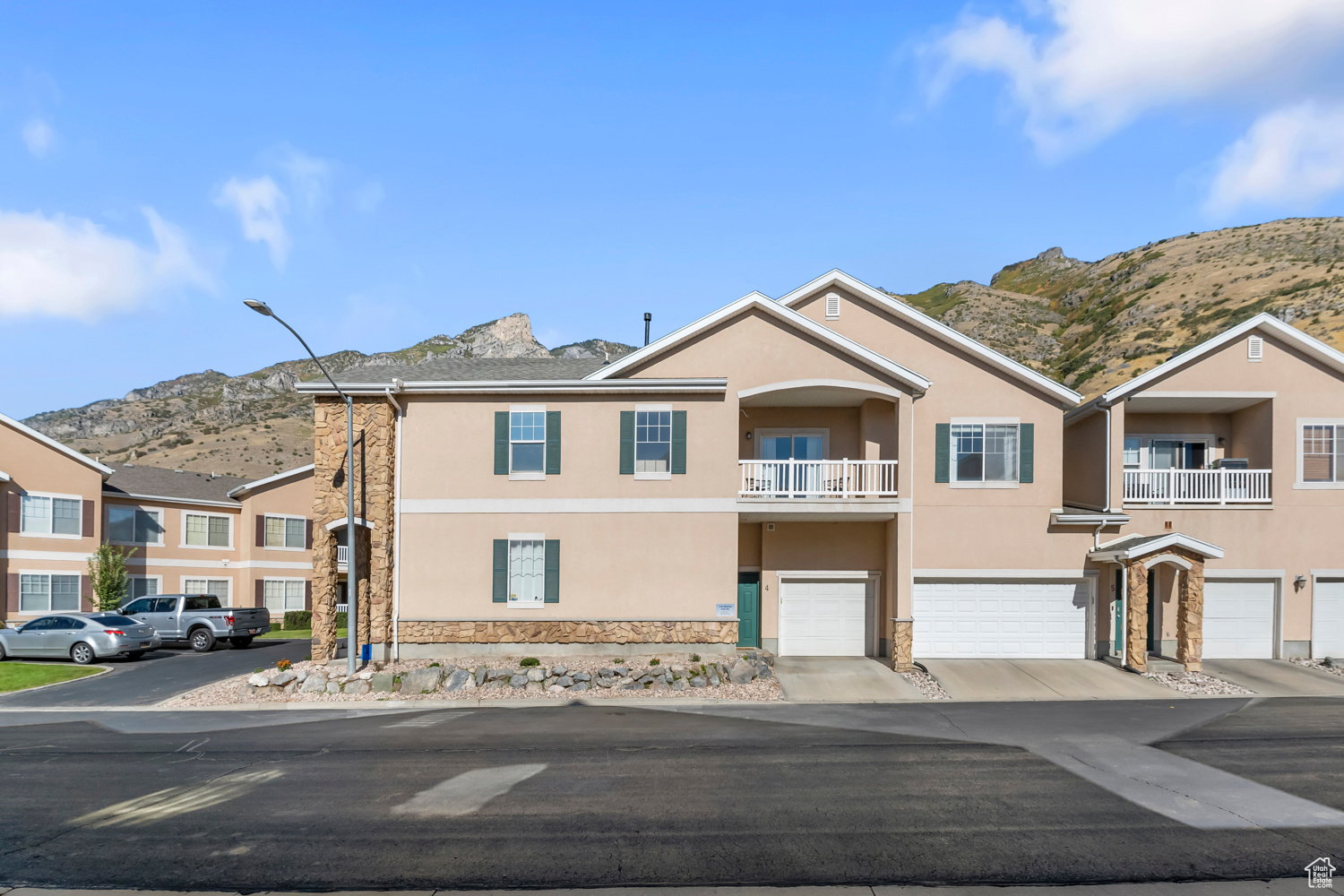 CANYON MEADOW - Residential