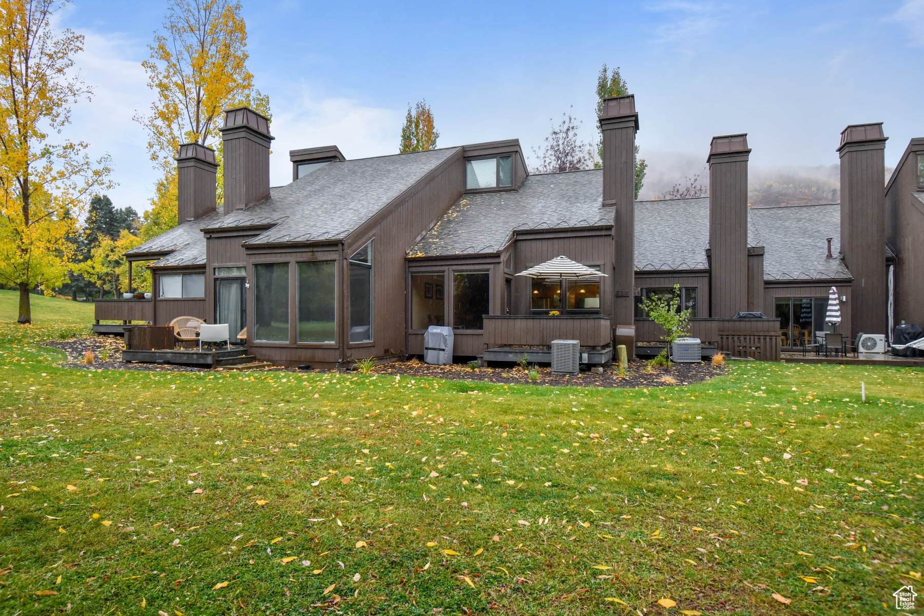 Park City, Utah 84060, United States, 3 Bedrooms Bedrooms, ,3 BathroomsBathrooms,Residential,Pending,38028