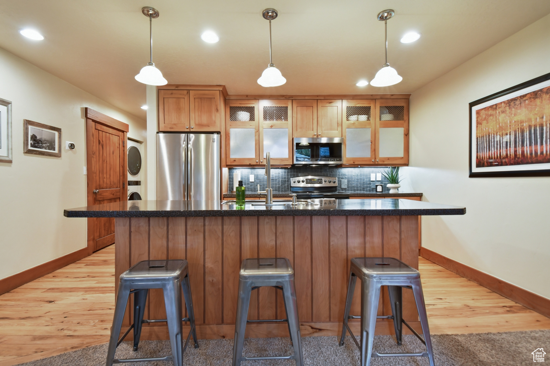 Park City, Utah 84060, United States, 3 Bedrooms Bedrooms, ,3 BathroomsBathrooms,Residential,Pending,38028