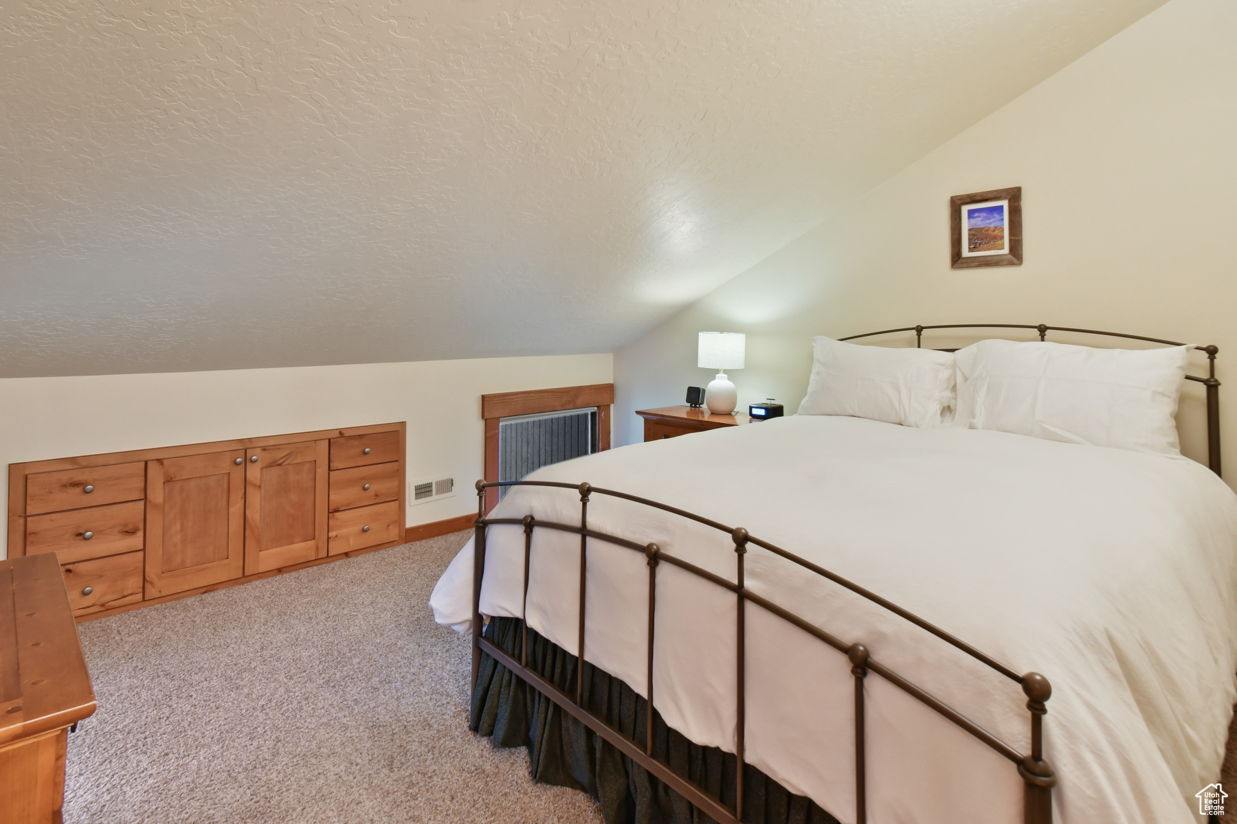 Park City, Utah 84060, United States, 3 Bedrooms Bedrooms, ,3 BathroomsBathrooms,Residential,Pending,38028