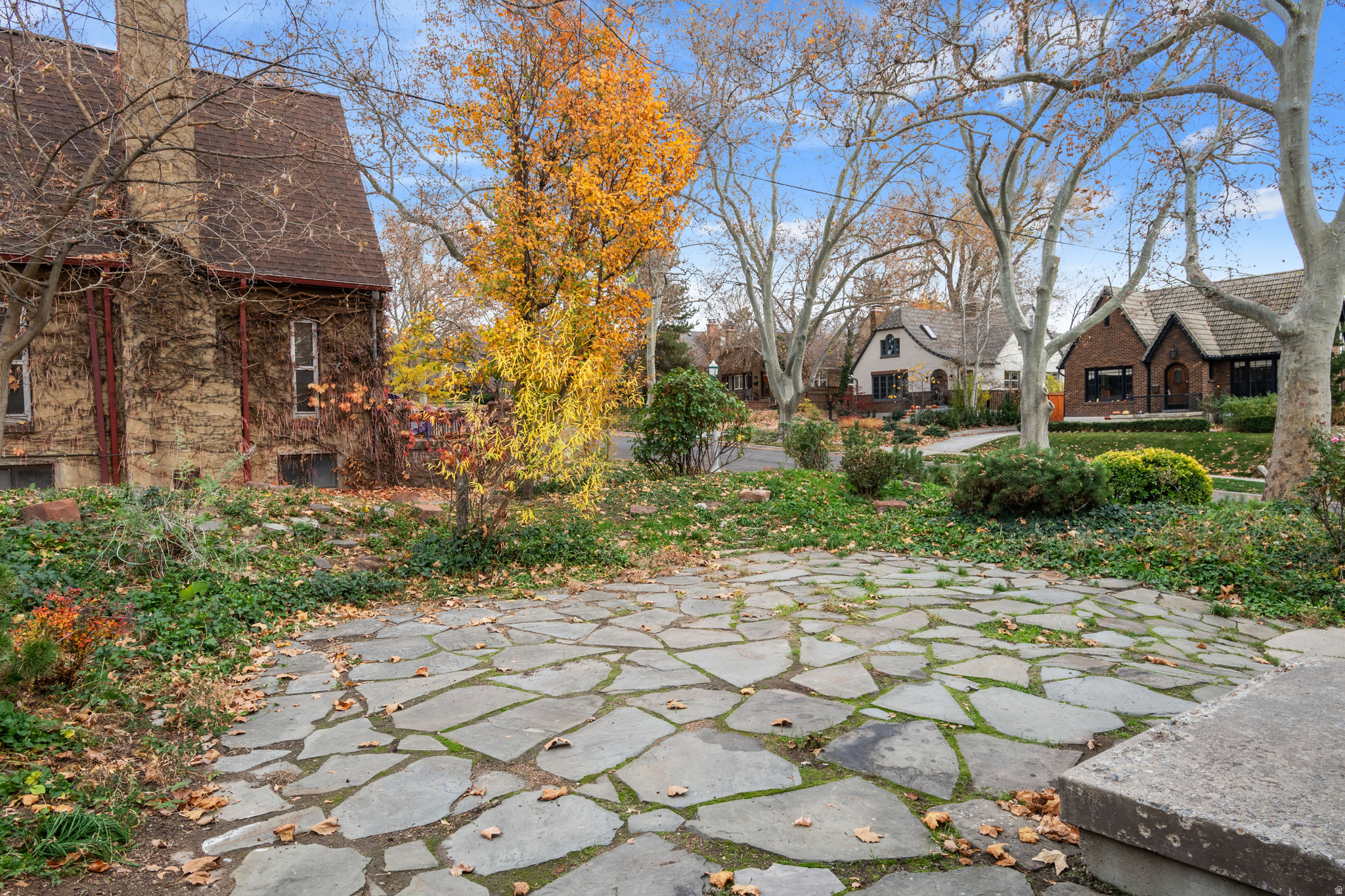 NORMANDIE HEIGHTS - Residential