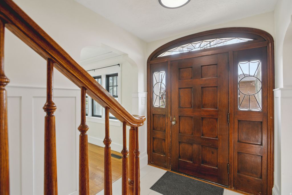 Photo of 1305 E LAIRD AVE, Salt Lake City, UT 84105 (MLS # 2124047)