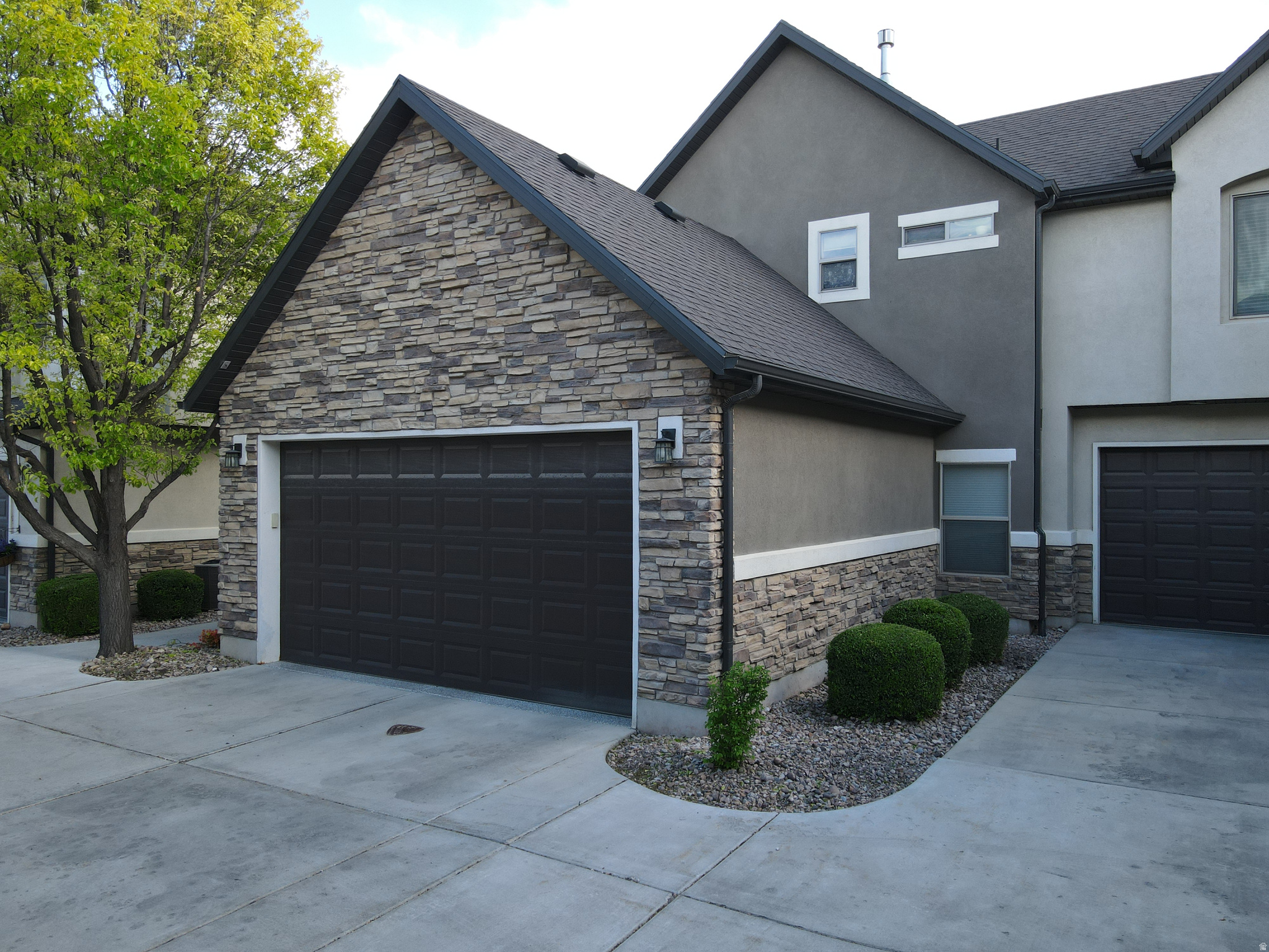 VALENTINE ESTATES - Residential