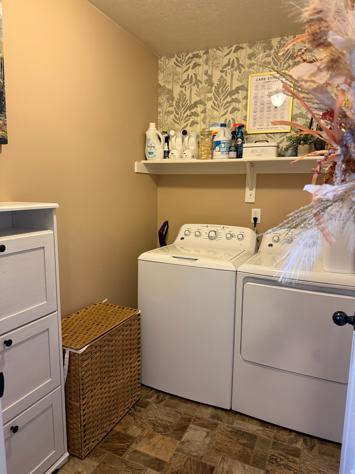 VALENTINE ESTATES - Residential