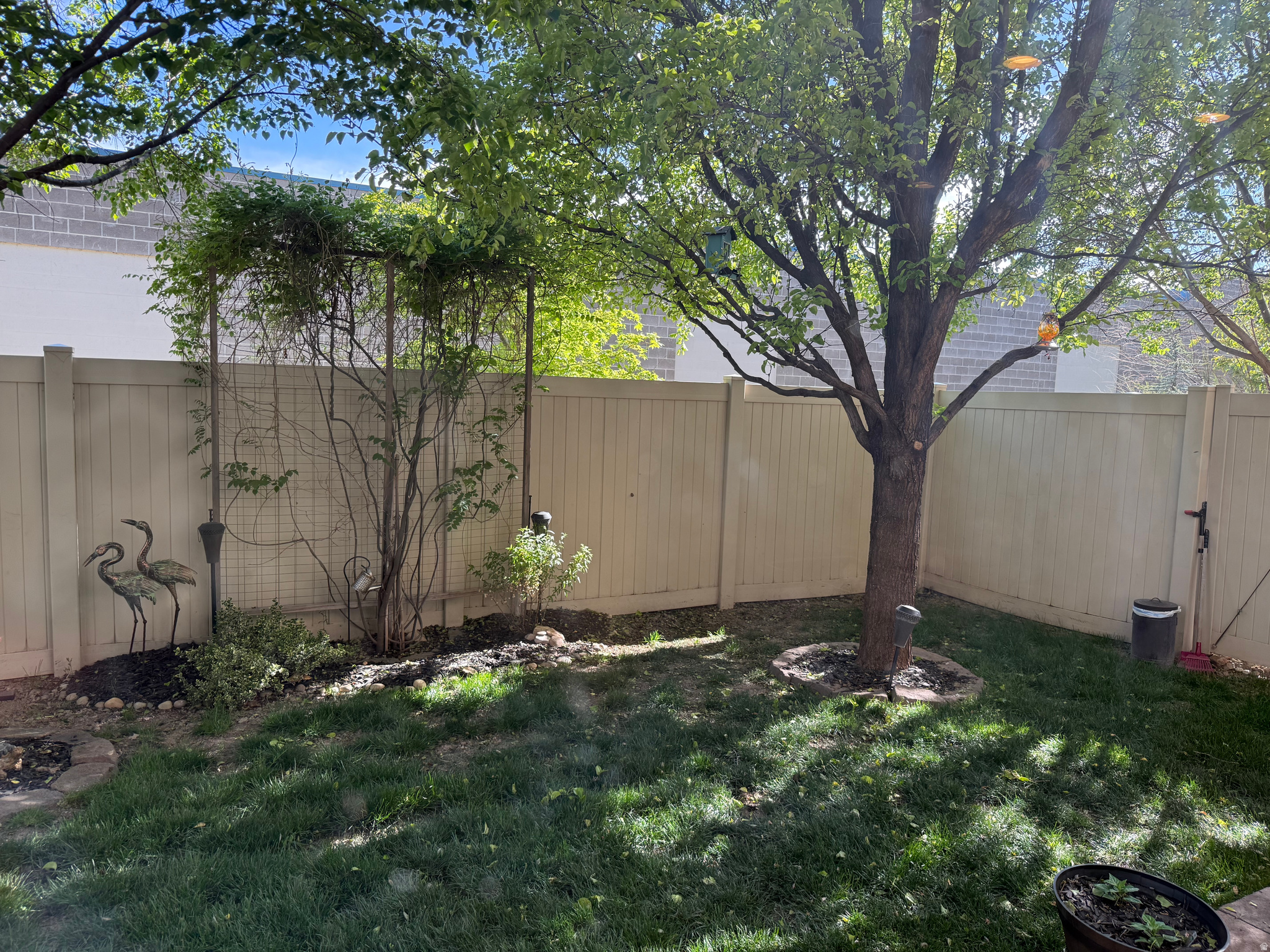 VALENTINE ESTATES - Residential