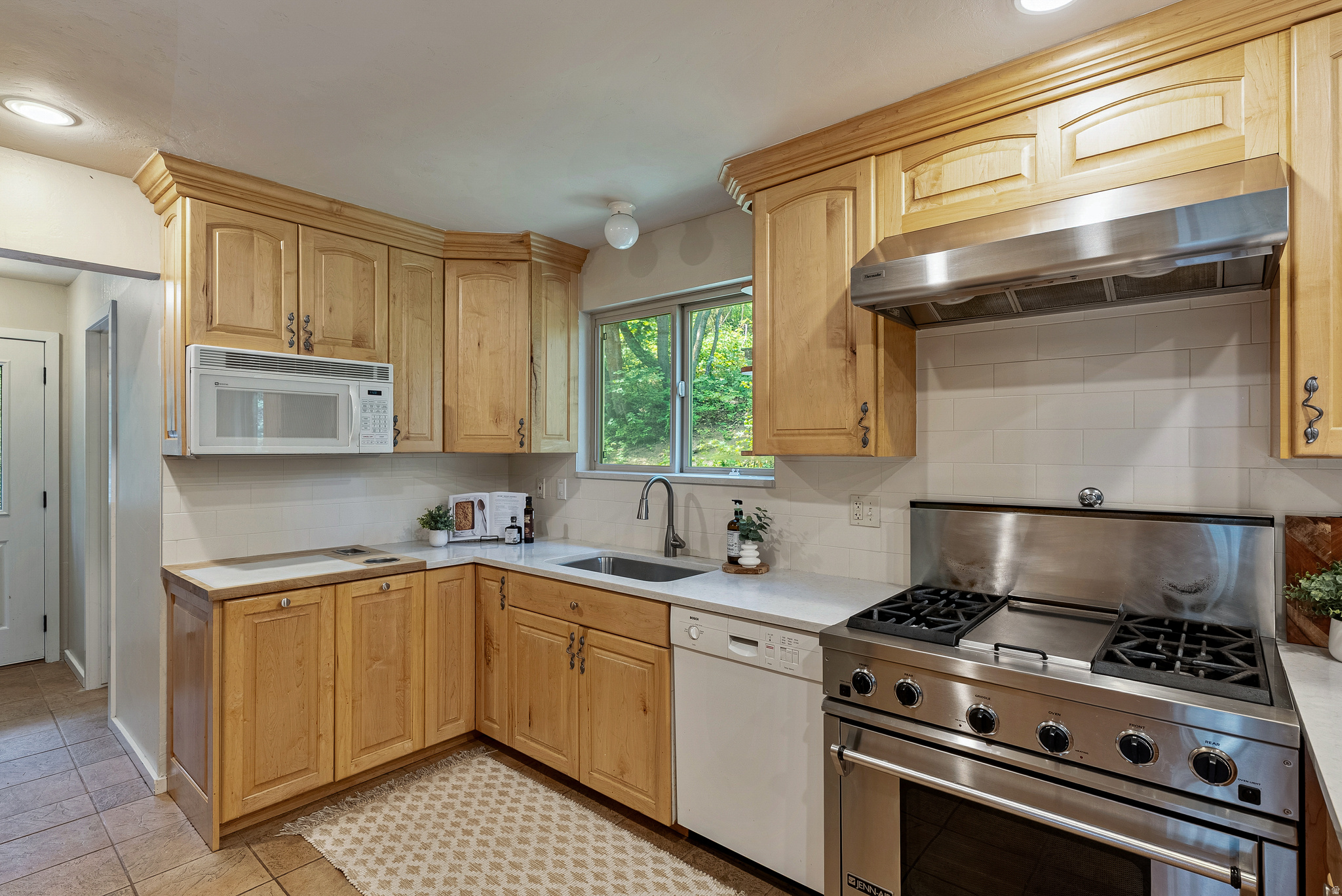 SUMMIT PARK - Residential