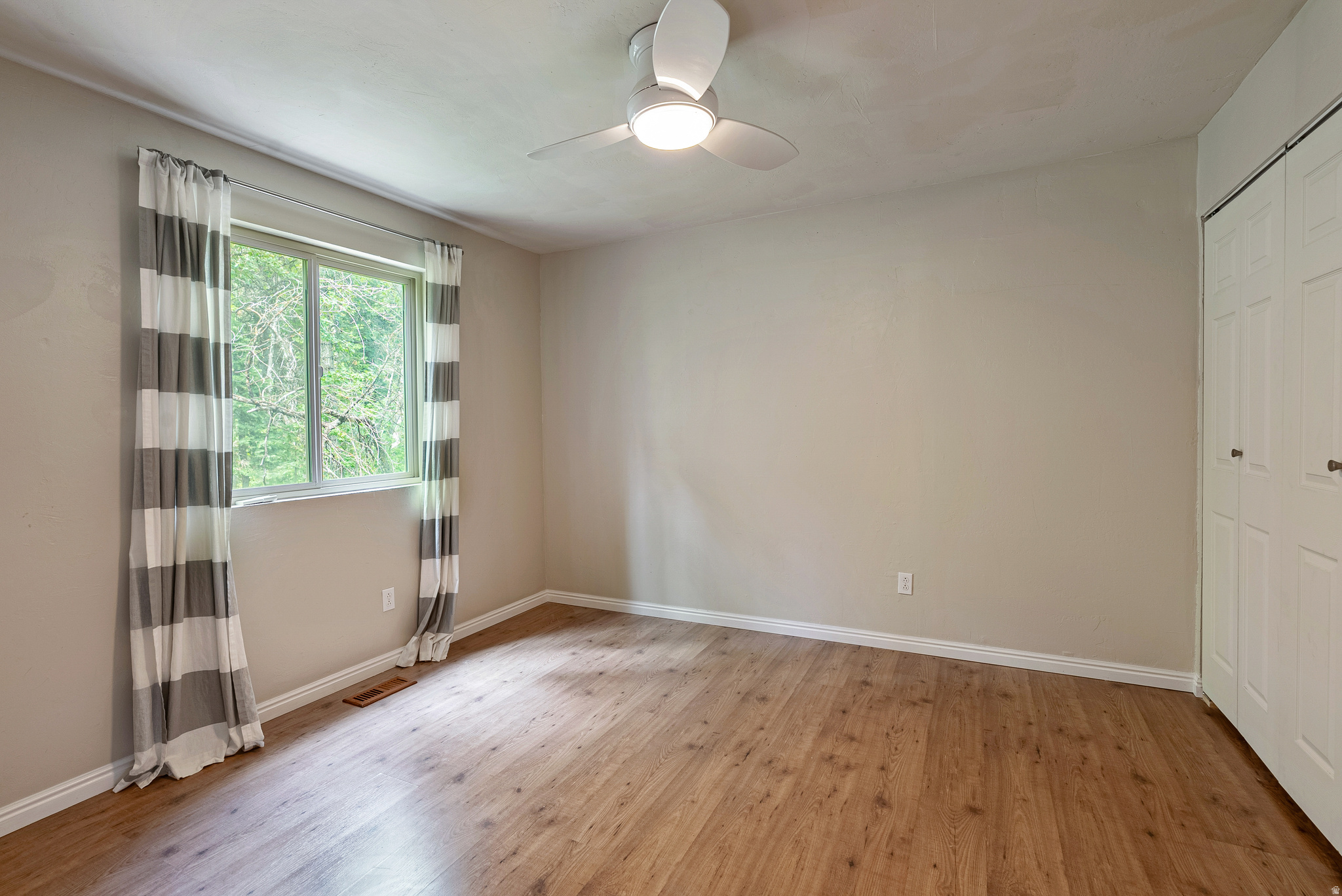 SUMMIT PARK - Residential