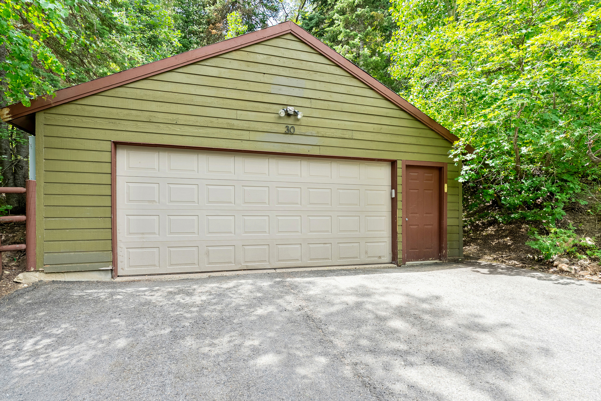 SUMMIT PARK - Residential