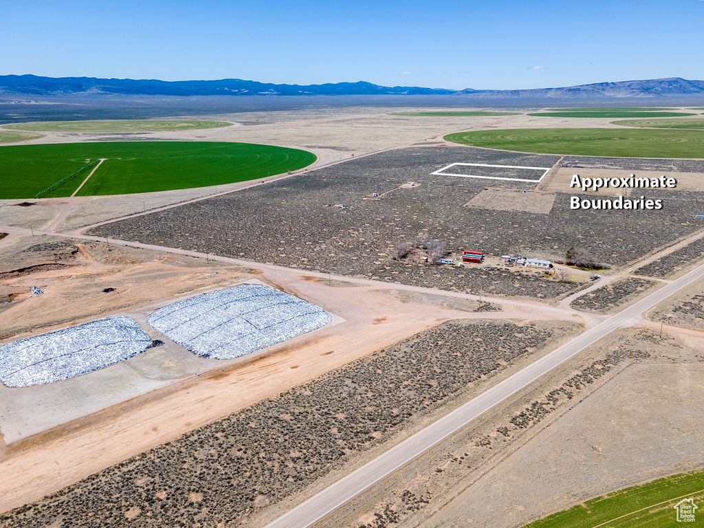 ESCALANTE VALLEY - Land