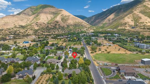 Tiny photo for 434 N 1400 E, Mapleton, UT 84664 (MLS # 2105899)