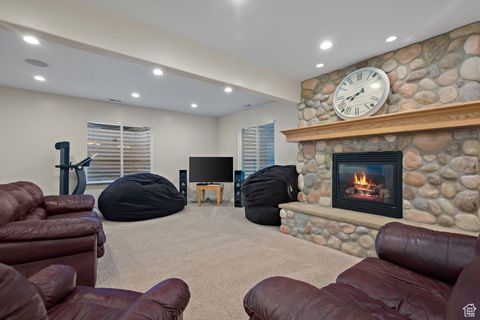 Tiny photo for 434 N 1400 E, Mapleton, UT 84664 (MLS # 2105899)