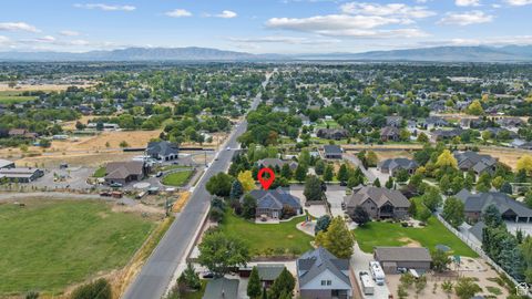 Tiny photo for 434 N 1400 E, Mapleton, UT 84664 (MLS # 2105899)