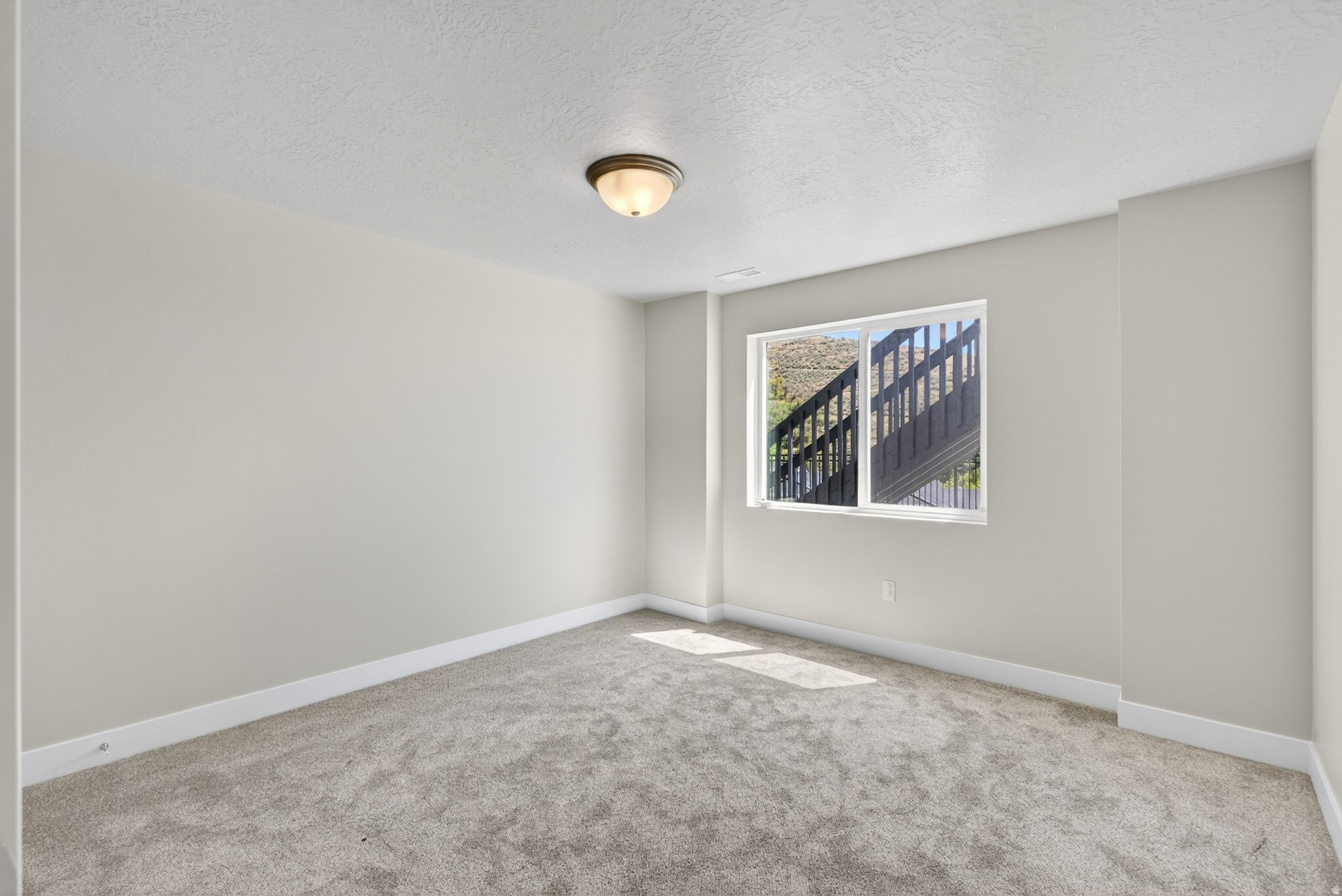RIDGE - Residential