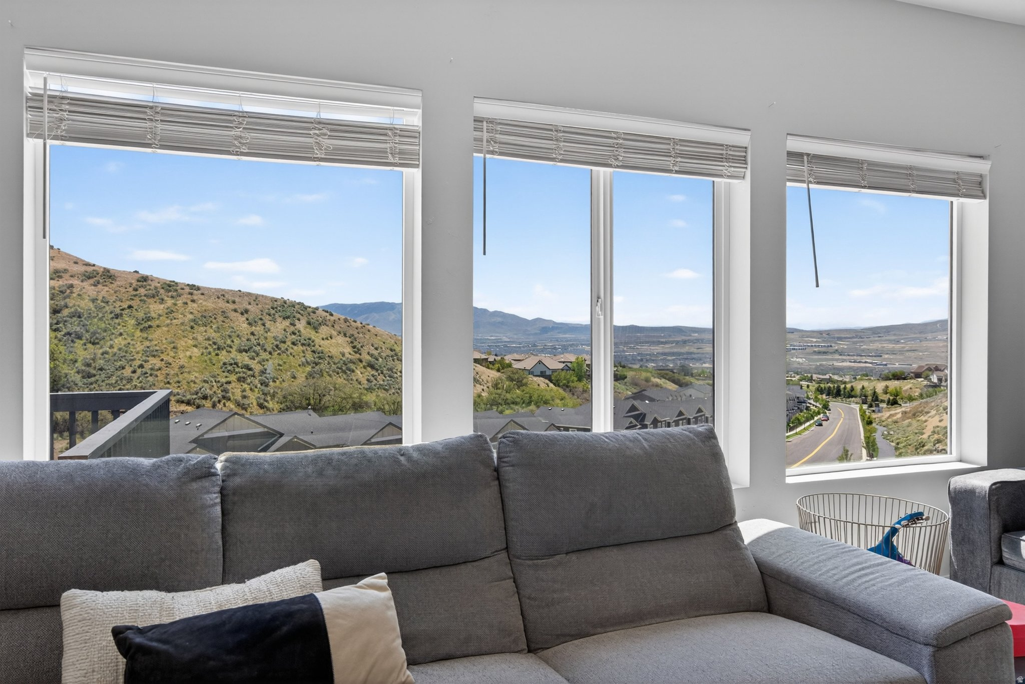 RIDGE - Residential