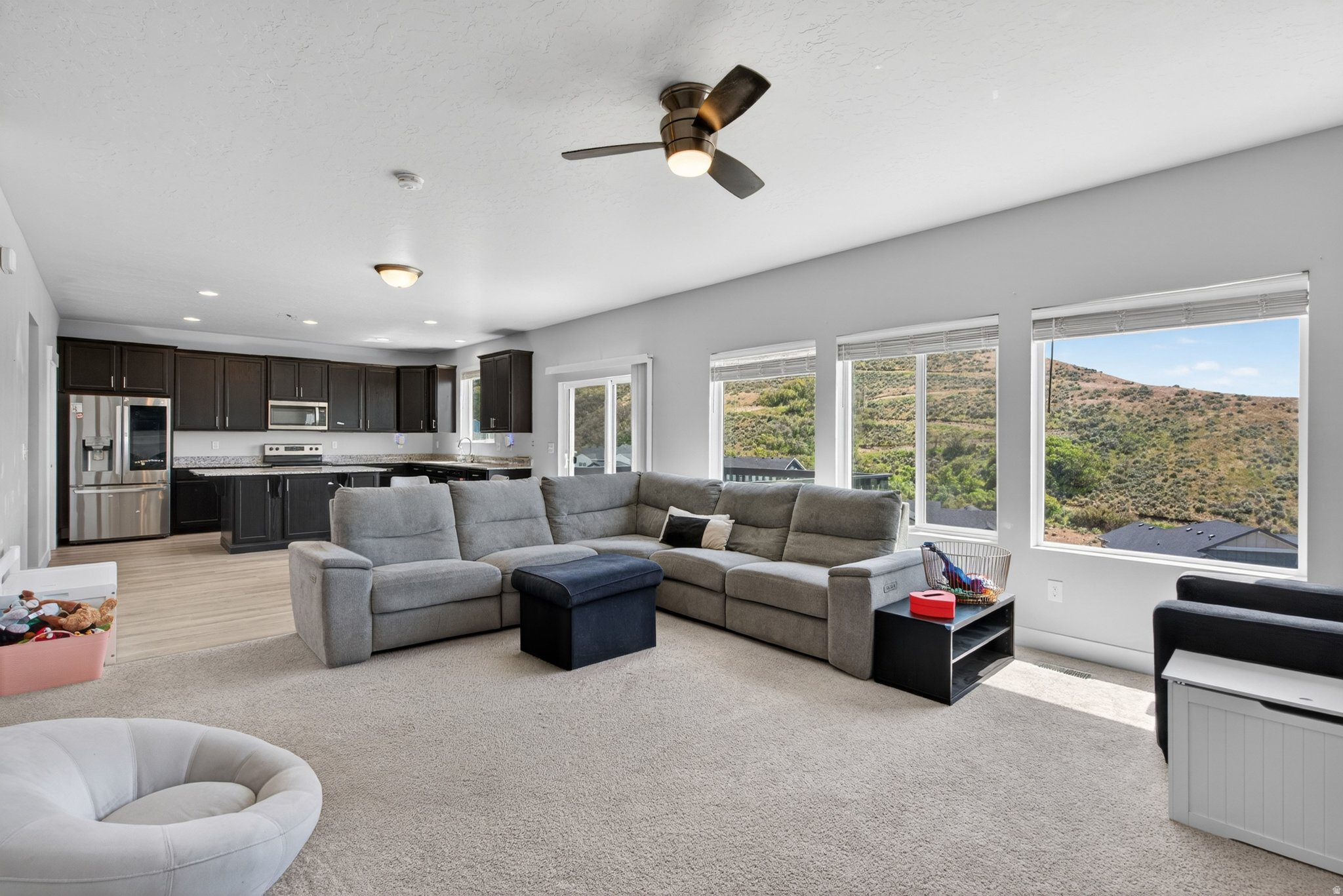 RIDGE - Residential