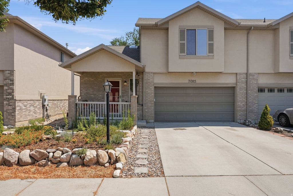 Photo of 7085 S OWLS LN E, Midvale, UT 84047 (MLS # 2177471)