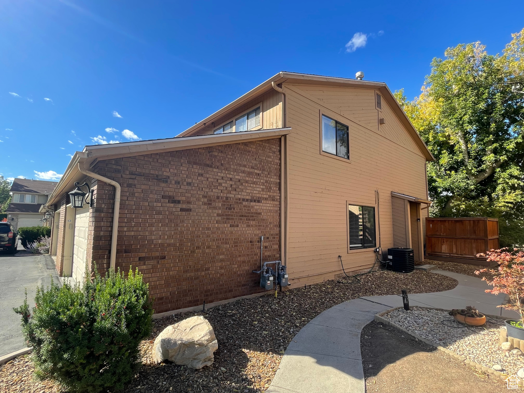 SCOTTBROOK - Residential