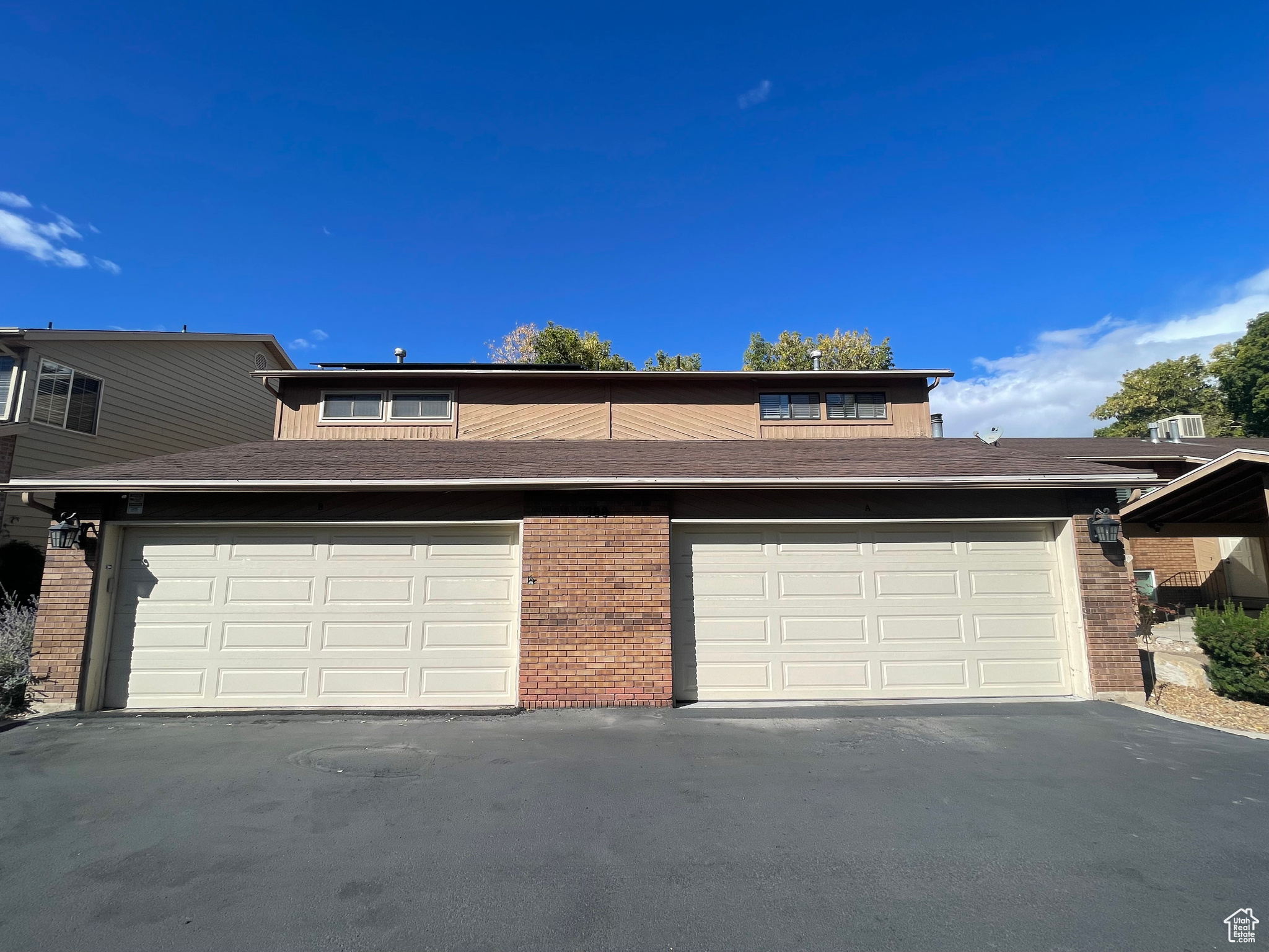 SCOTTBROOK - Residential