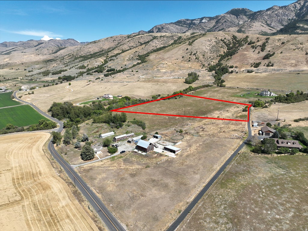 Photo of 2163 E MAPLE LEAF DR, Cove, UT 84320 (MLS # 2183601)