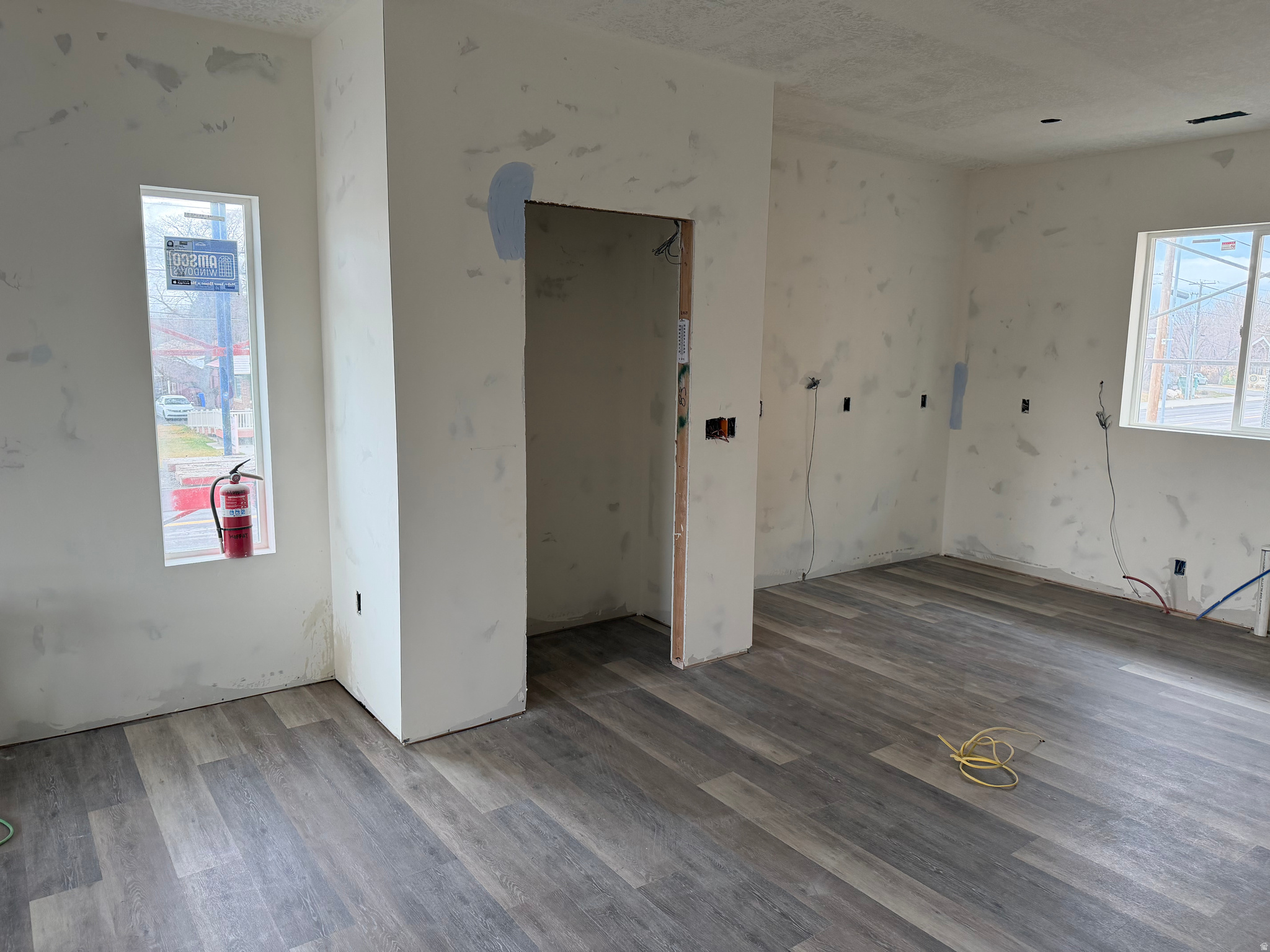 LATITUDE 40 - Residential