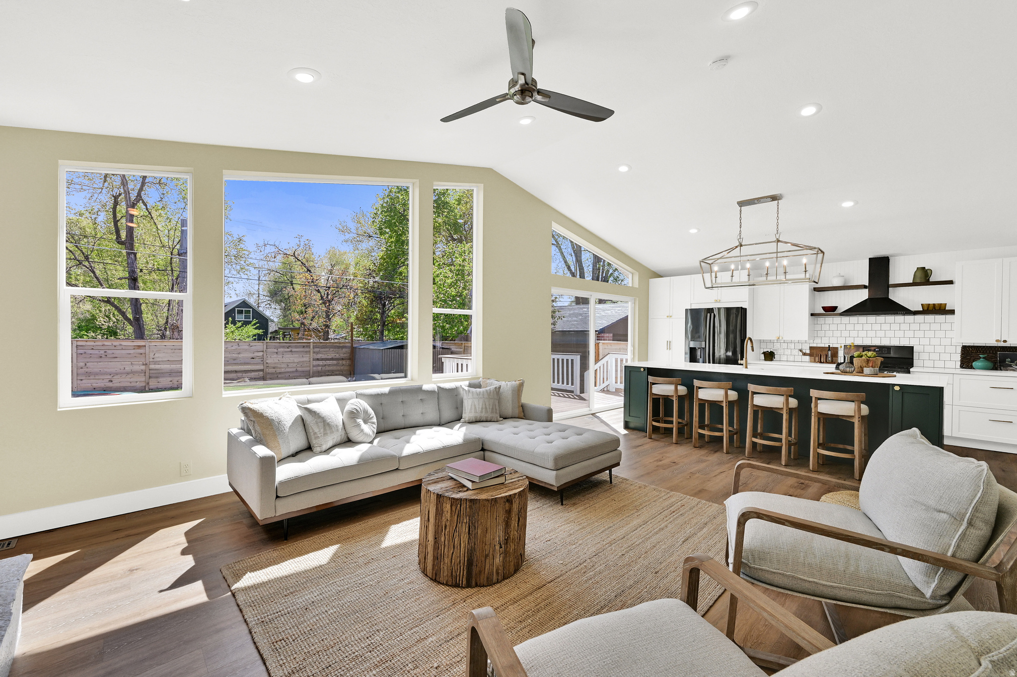 HIGHLAND PARK AREA - Residential