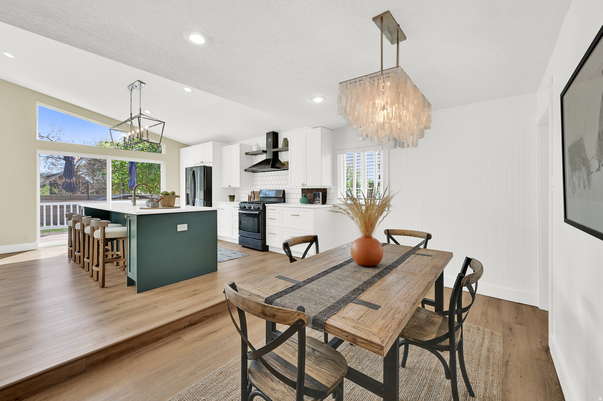 HIGHLAND PARK AREA - Residential