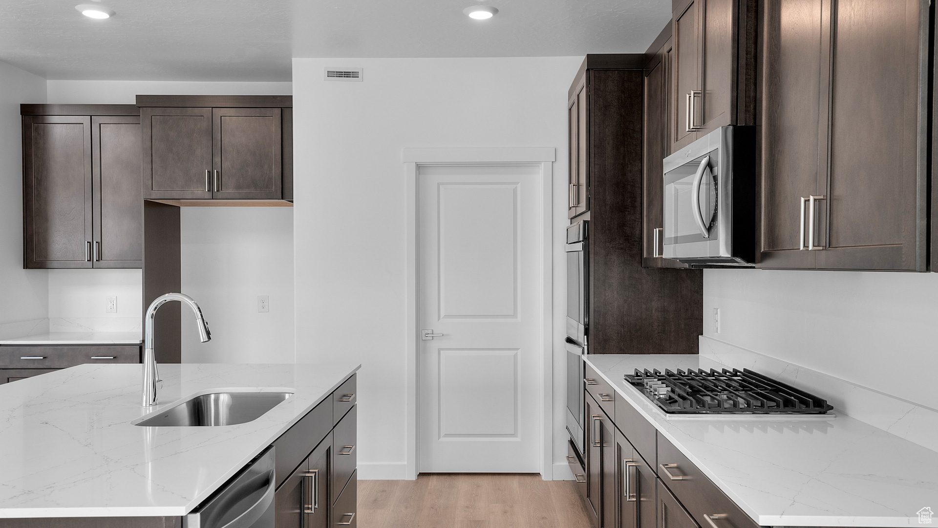 VIRIDIAN - Residential