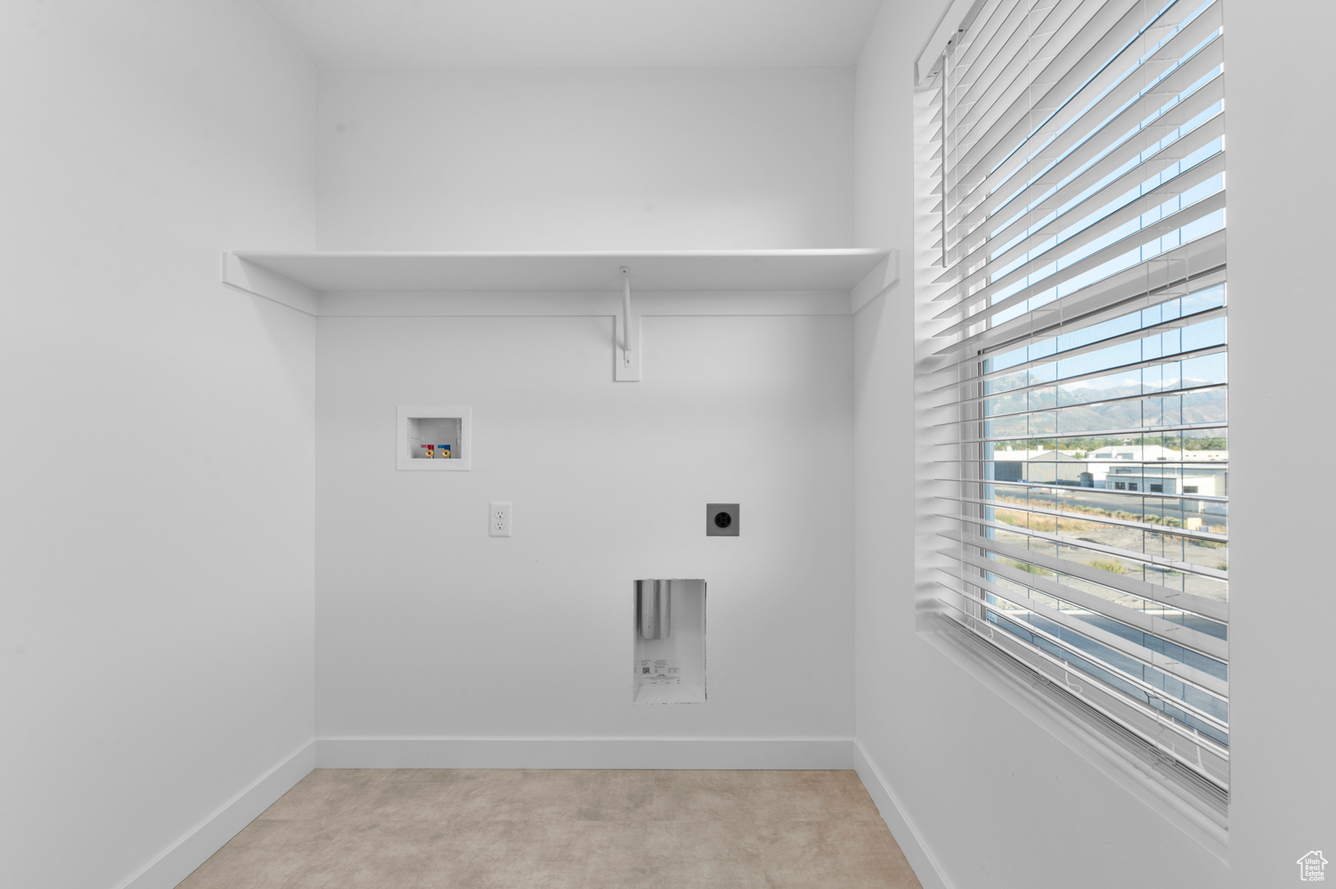 ANDERSON FARMS TOWNS 953 - Residential