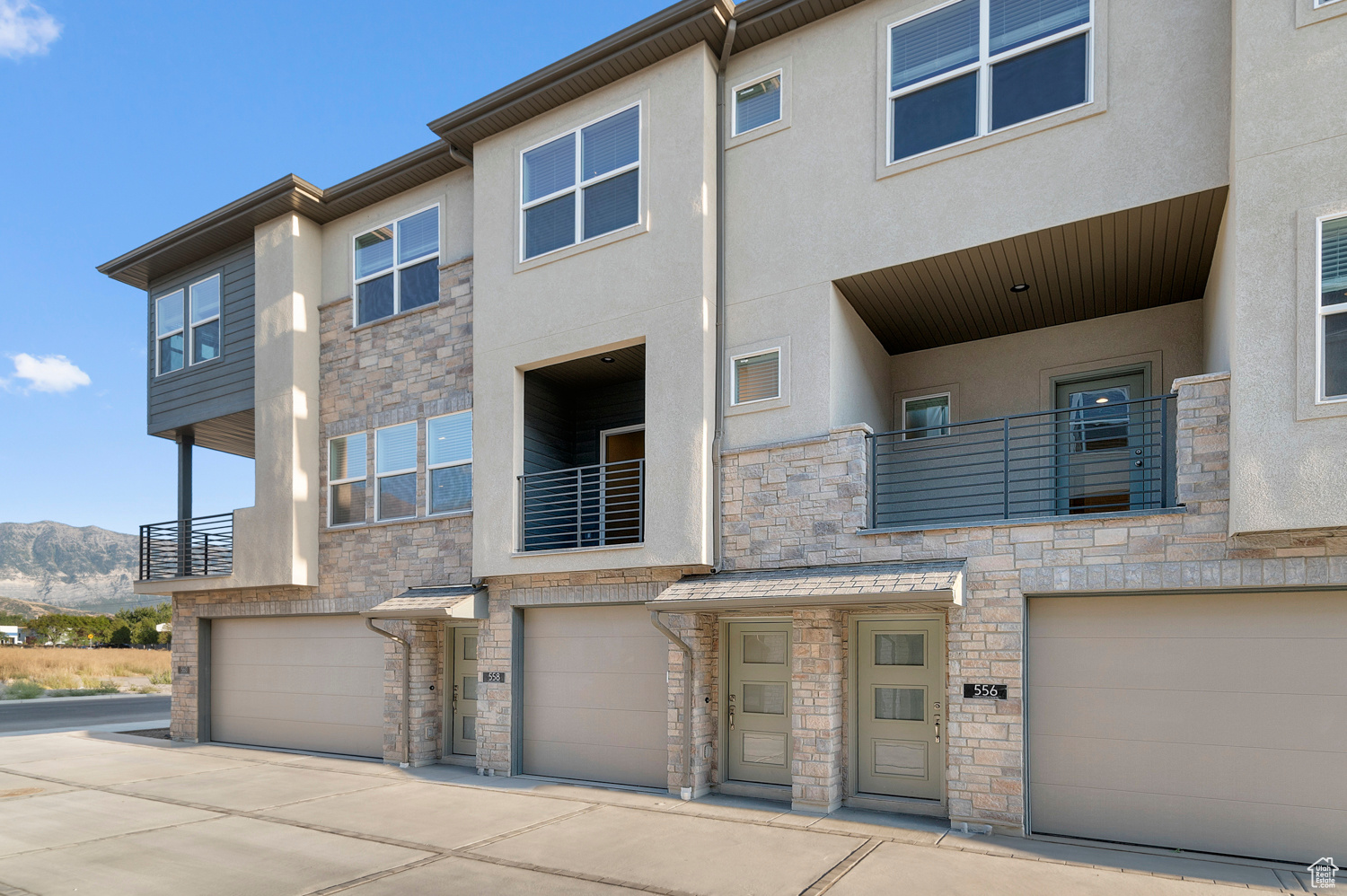 ANDERSON FARMS TOWNS 953 - Residential