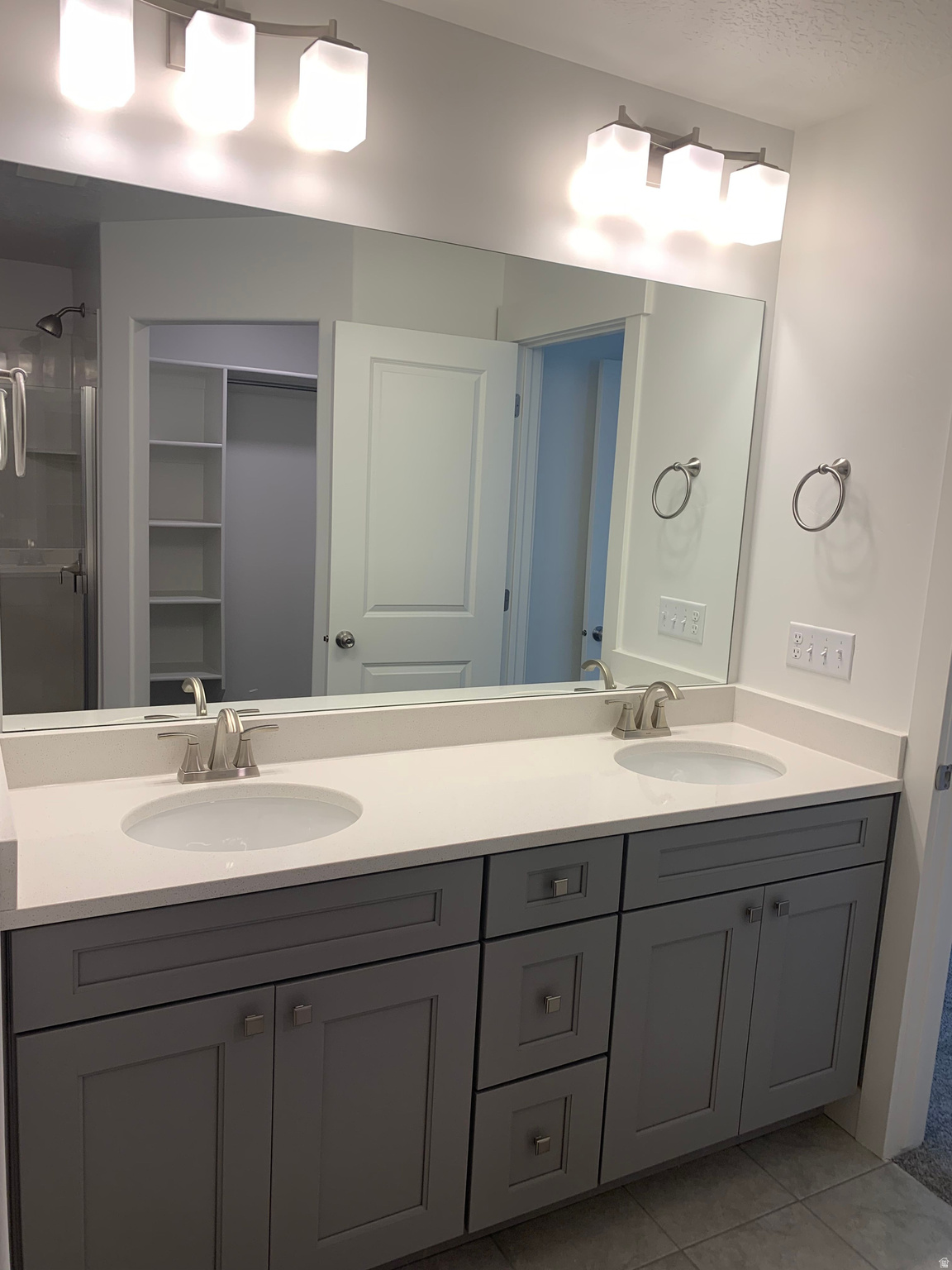 WILLOW POINT - Residential