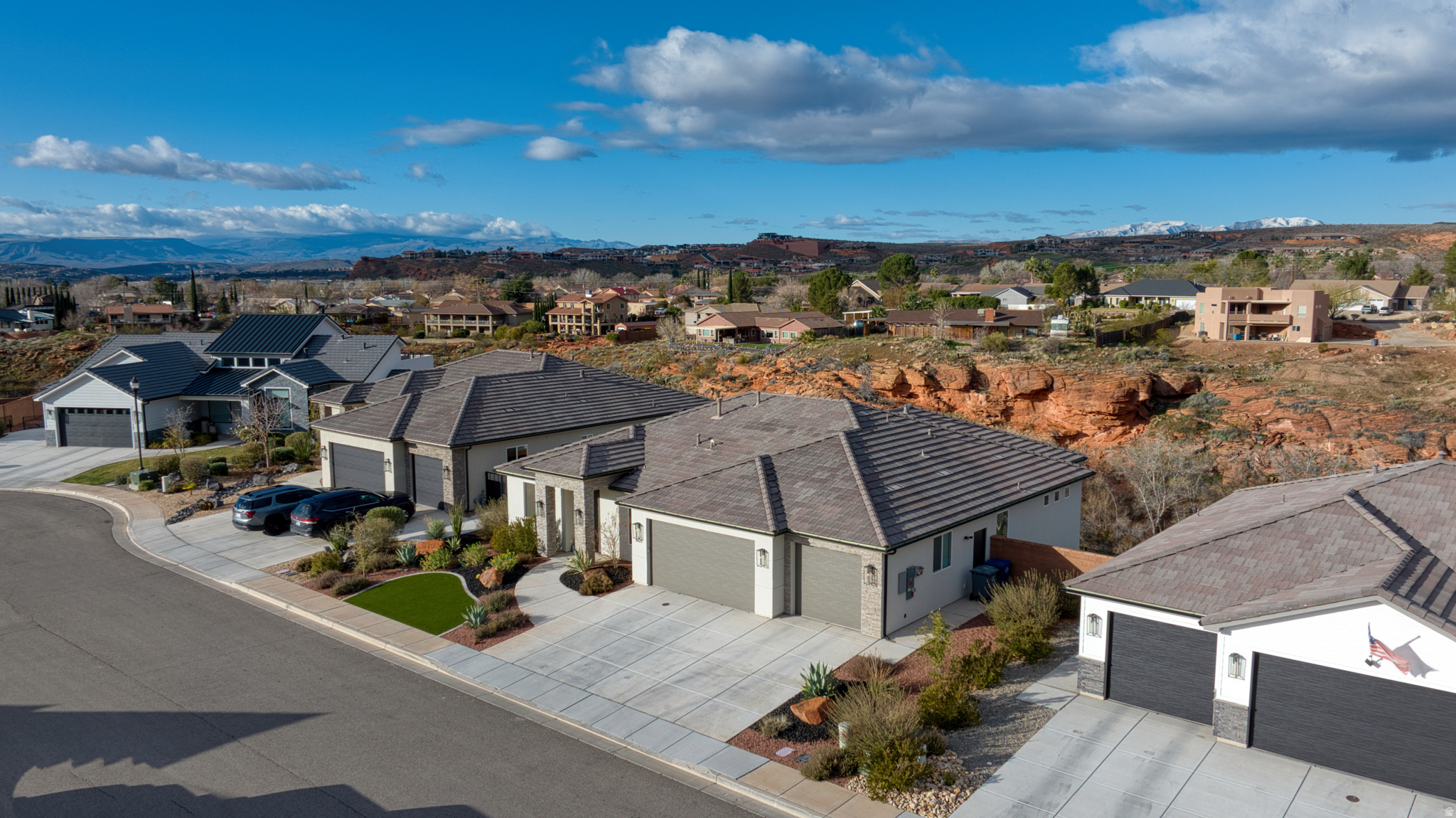 BROOKWOOD - Residential