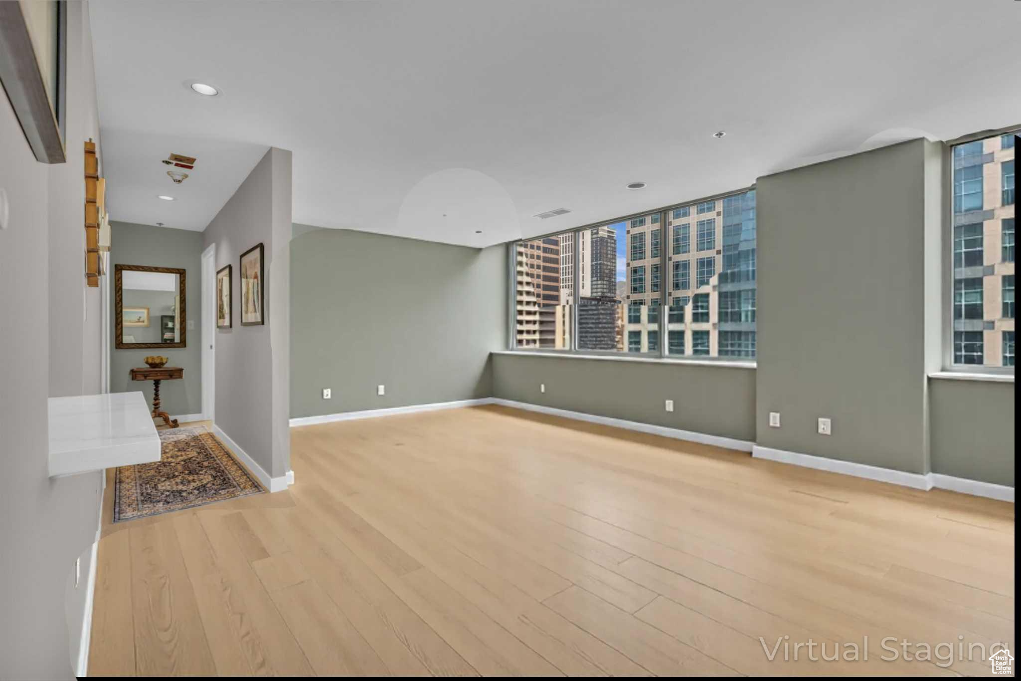 AMERICAN TOWERS - Residential