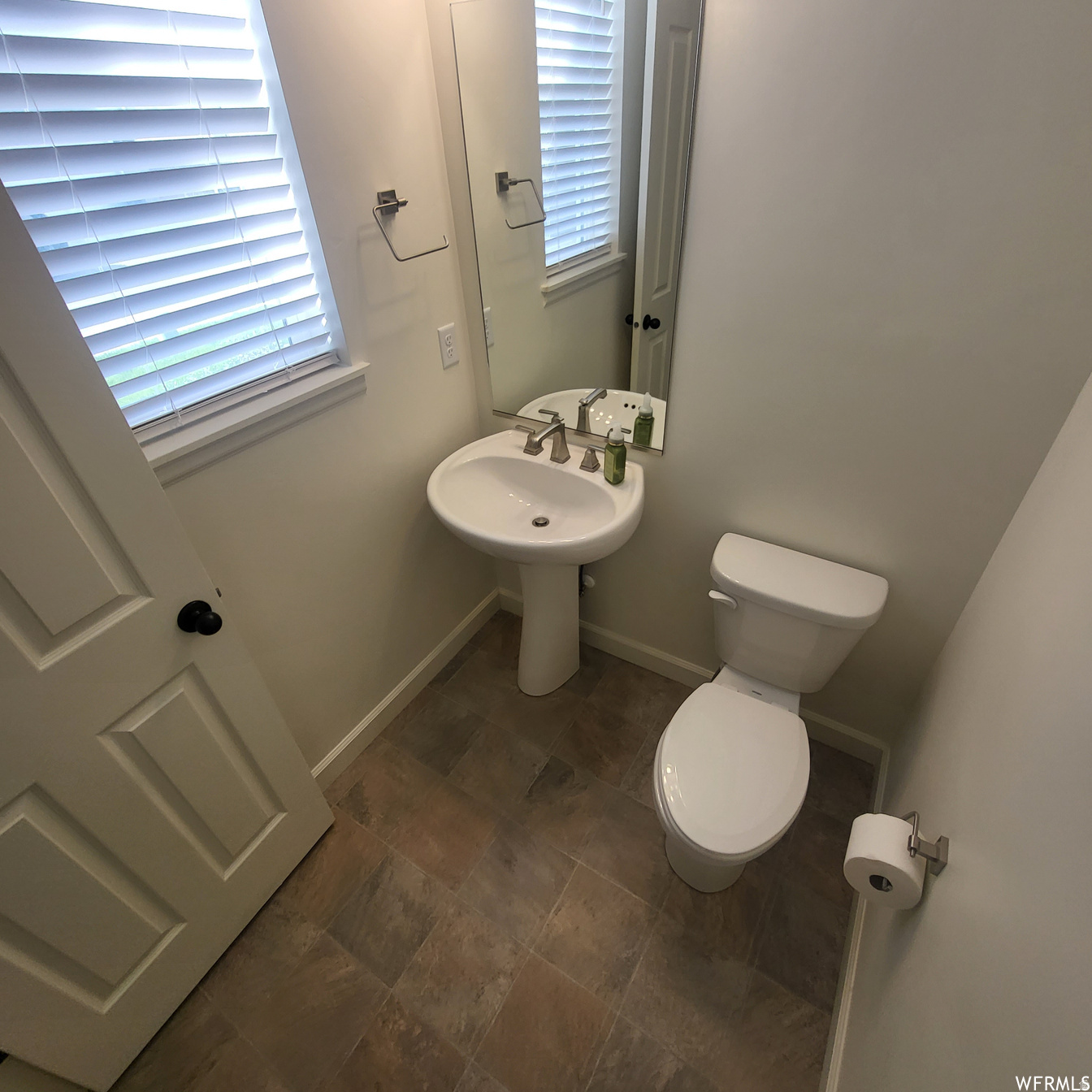 HIDDEN SPRINGS - Residential