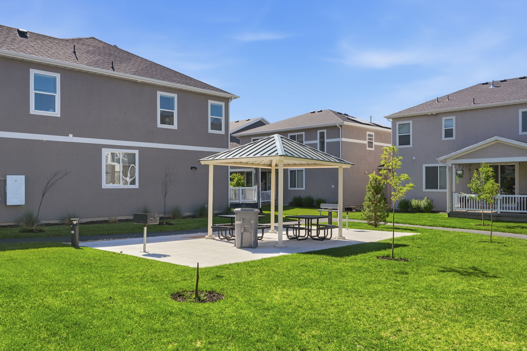 HIDDEN SPRINGS - Residential