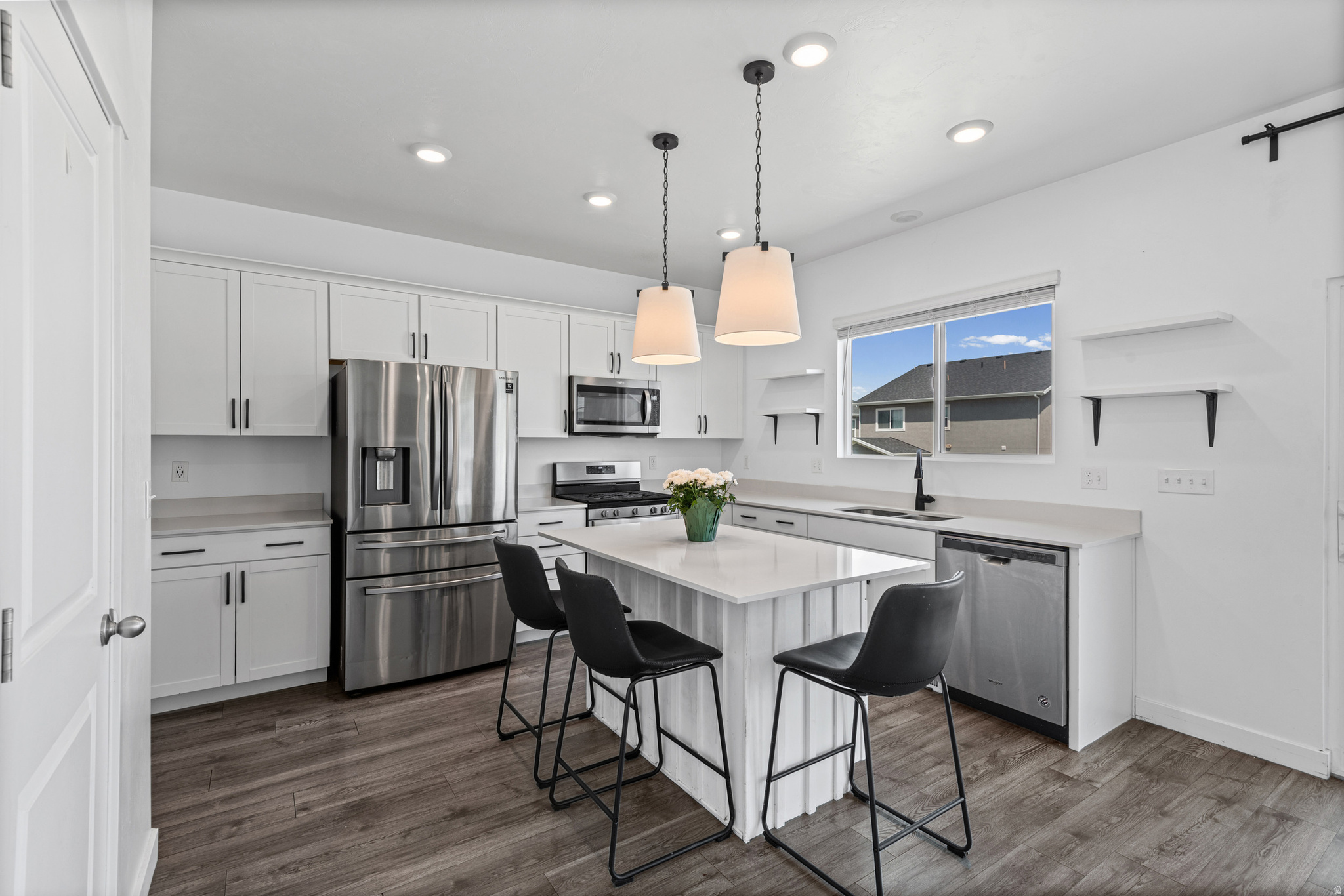 LEXINGTON GREENS - Residential