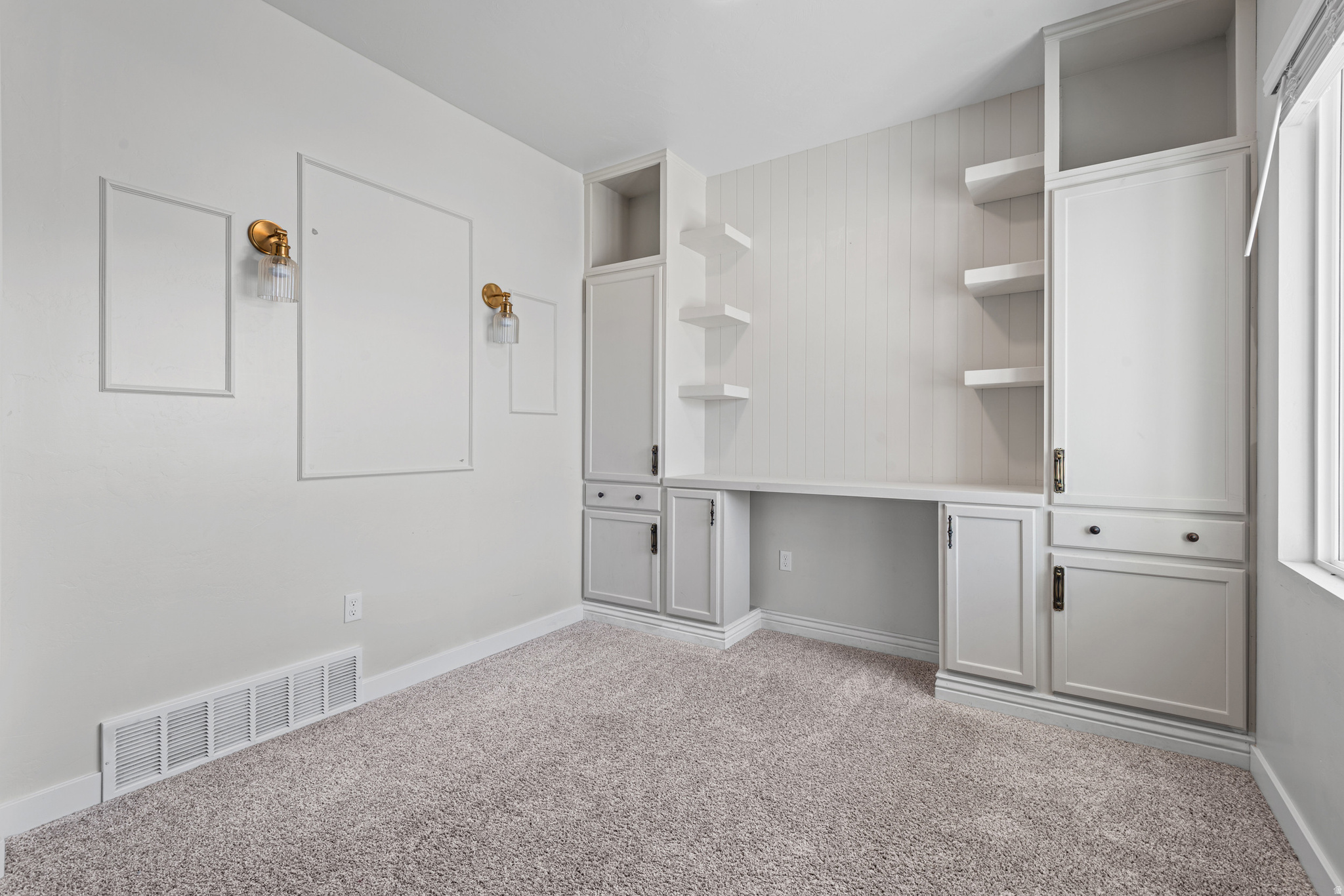LEXINGTON GREENS - Residential