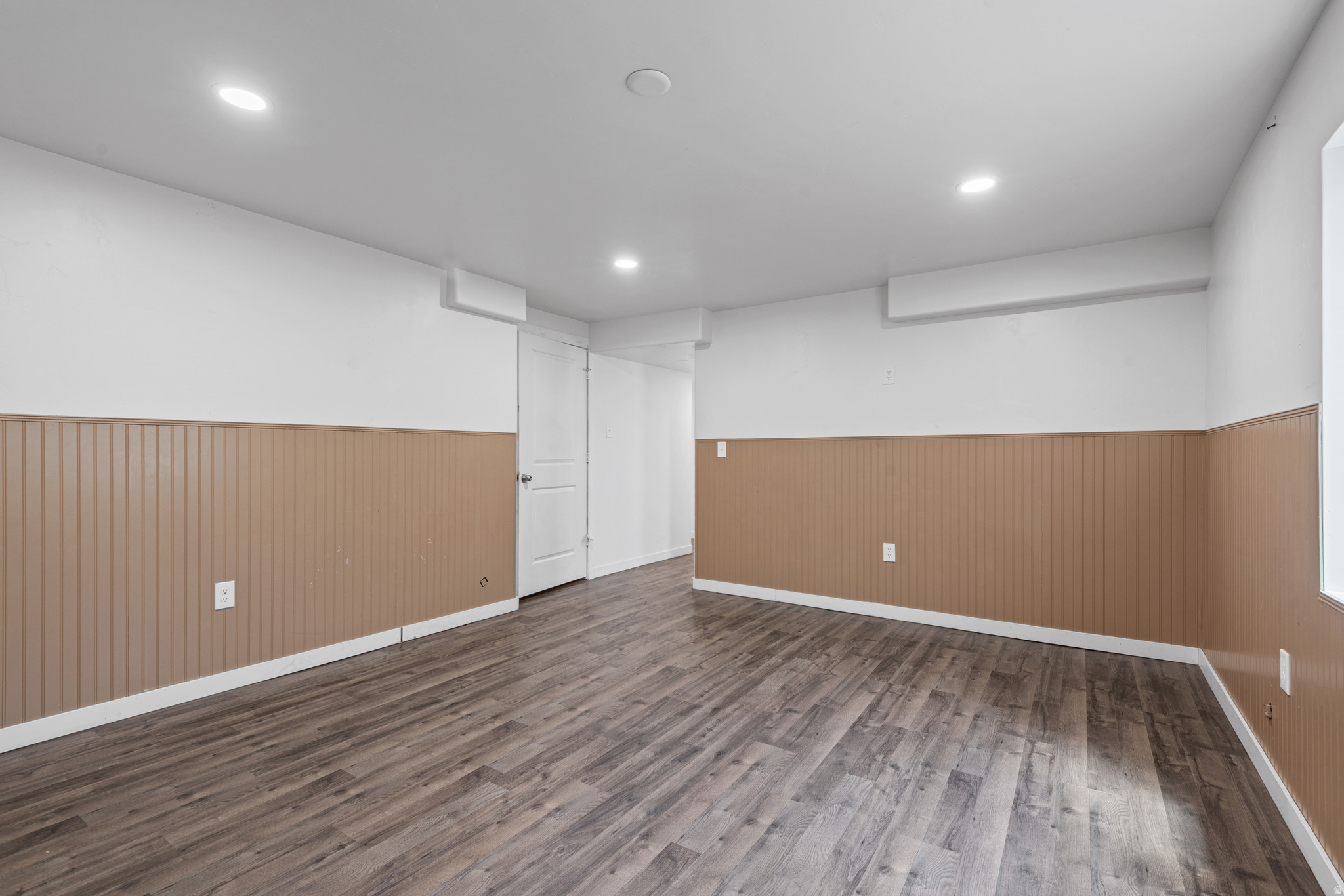 LEXINGTON GREENS - Residential