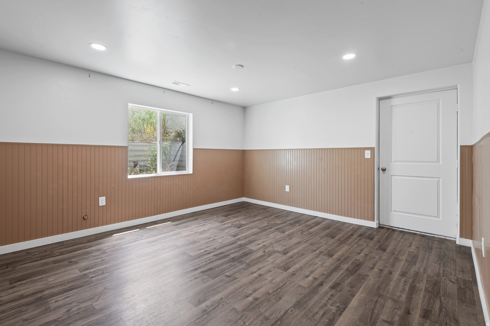 LEXINGTON GREENS - Residential