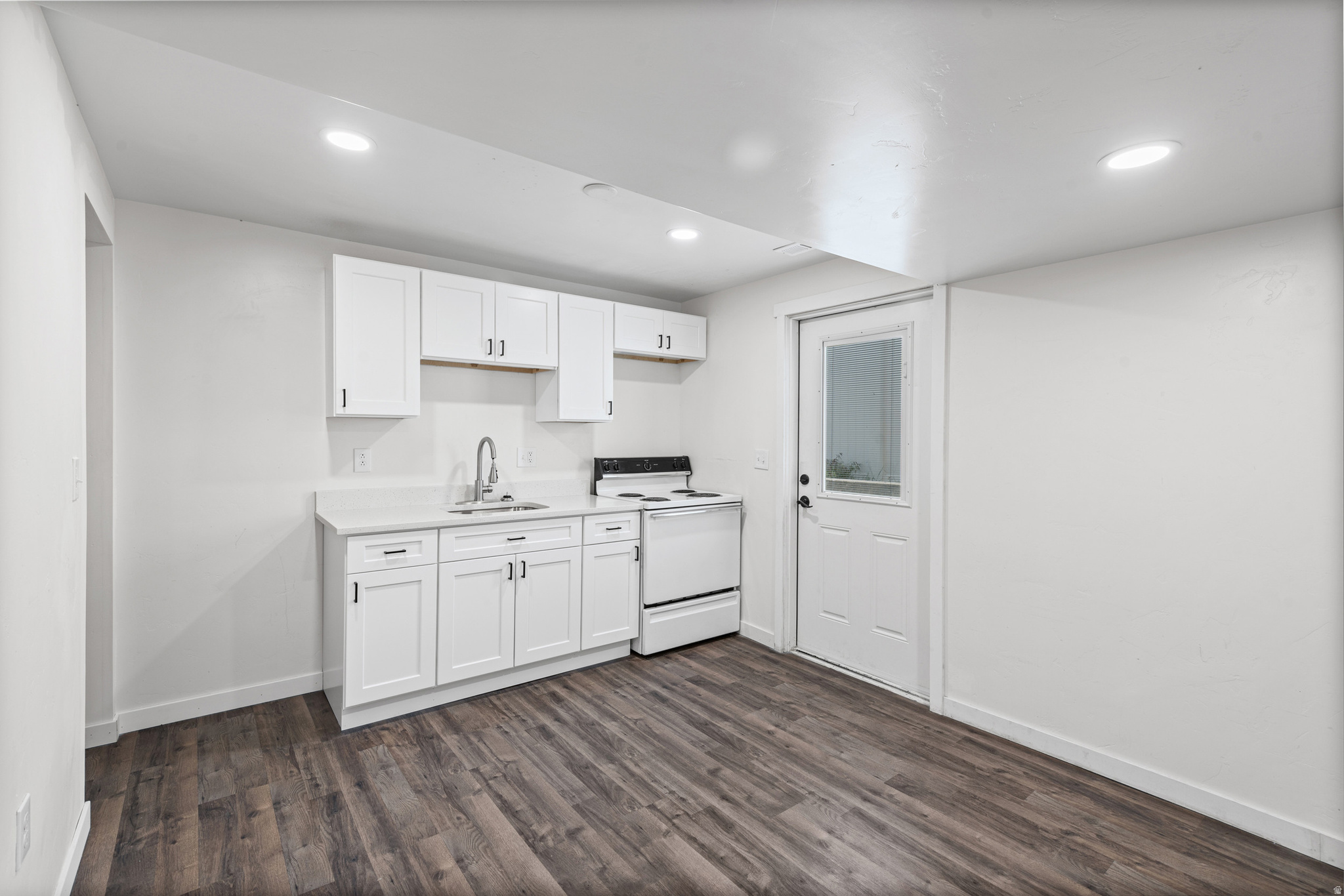 LEXINGTON GREENS - Residential