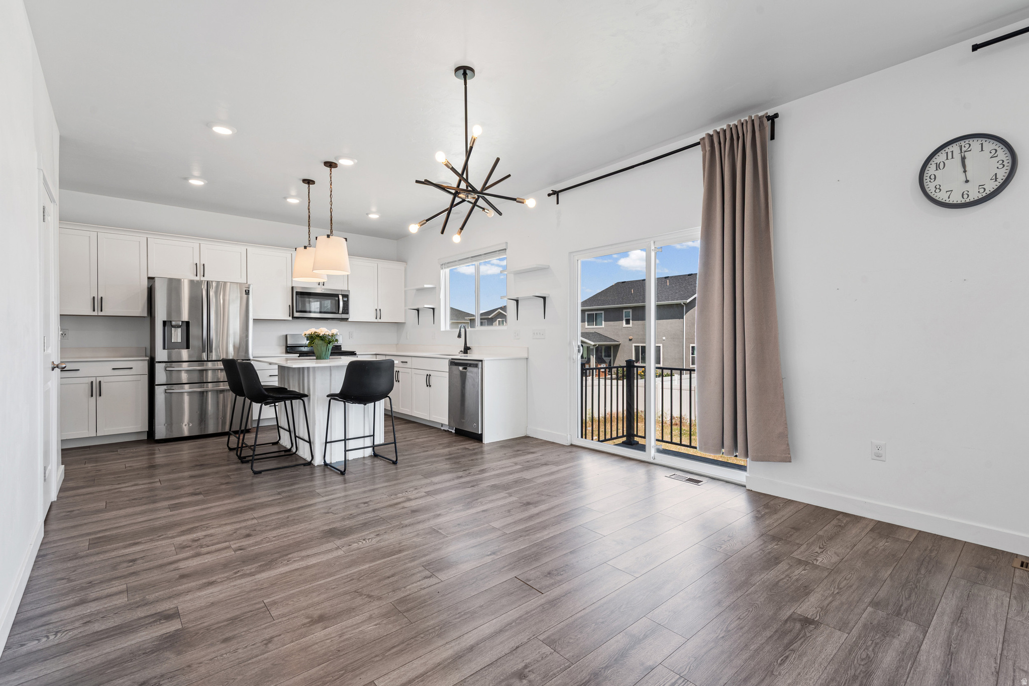 LEXINGTON GREENS - Residential