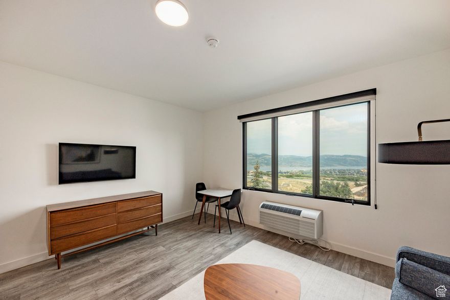 With incredible amenities, access to the Jordanelle Gondola, and location near the new Deer Valley East Village, this affordable, furnished condominium is an excellent opportunity. Immerse yourself in a community of outdoor enthusiasts, whether skiing, biking, or hiking, and explore all that Park City and Deer Valley have to offer, with the convenience of Salt Lake City just a short drive away. A last of it's kind offering, Pioche is the only studio residences for sale on the ski mountain side of Deer Valley East Village.