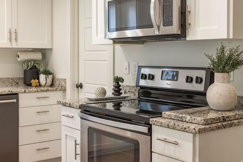 Tiny photo for 1552 E SUMAC DR, Logan, UT 84321 (MLS # 2157946)