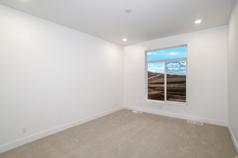 Tiny photo for 2764 W BECCO TRL #64, Saint George, UT 84770 (MLS # 2142519)